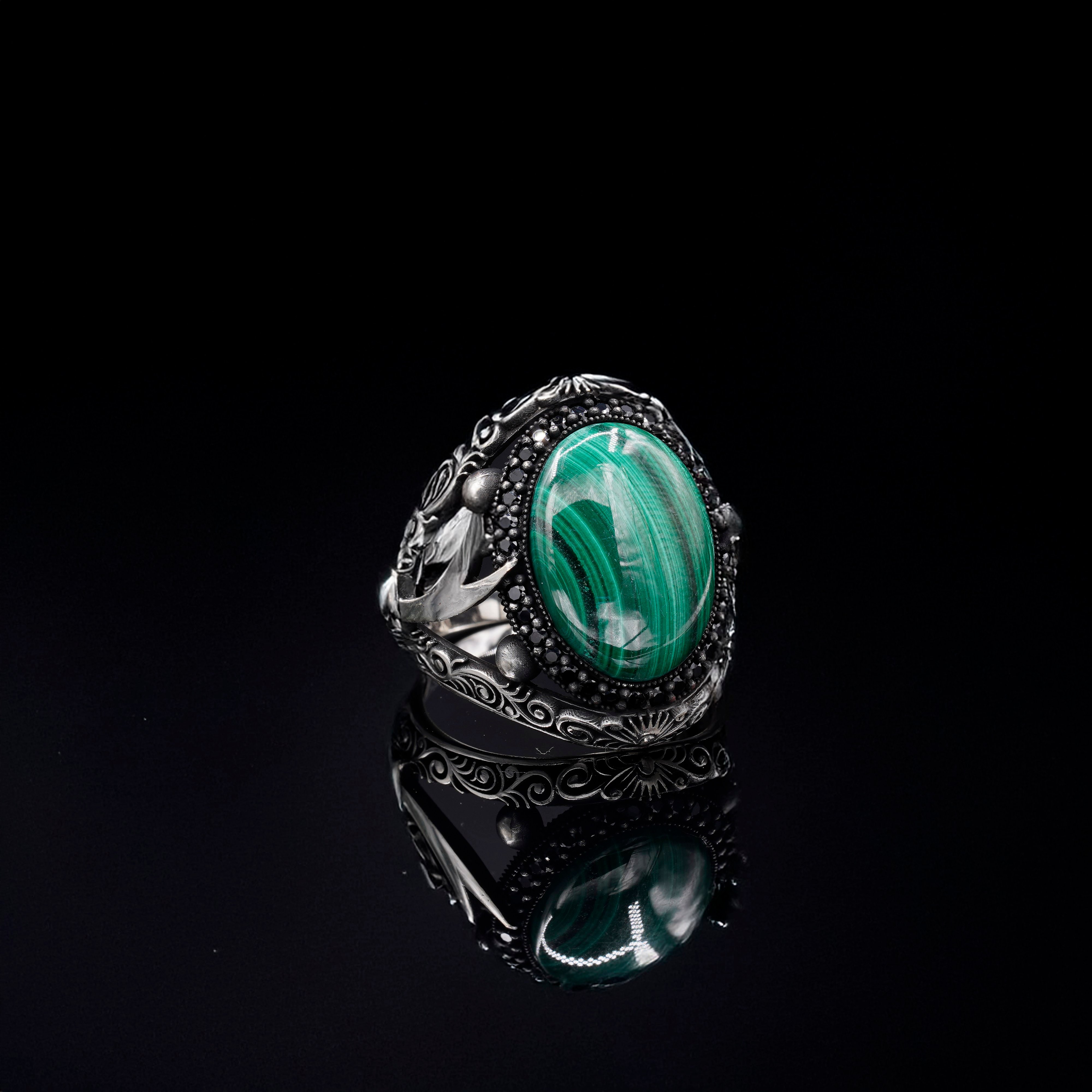 Unique Ring
