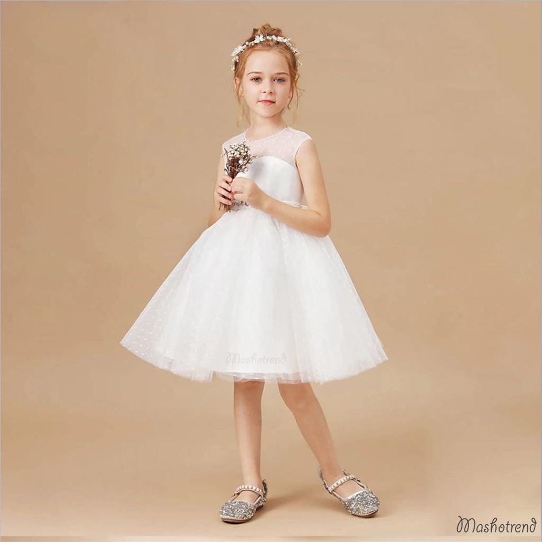 Beyaz Dantelli Pullu Mini Kız Çocuk Mezuniyet Elbisesi - Mezuniyet Kıyafeti  - Çocuk Abiye