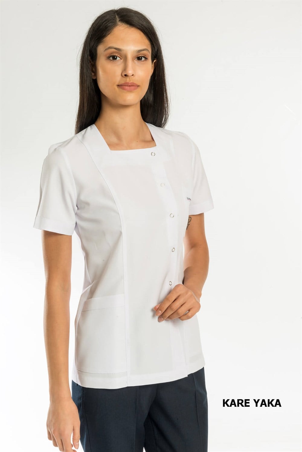 KARE YAKA HEMŞİRE FORMASI