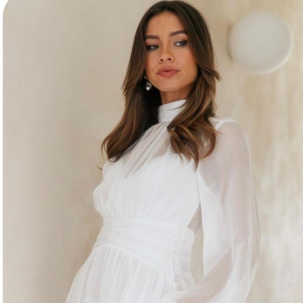 Beyaz Şifon Rengi Mini Tasarım Elbise