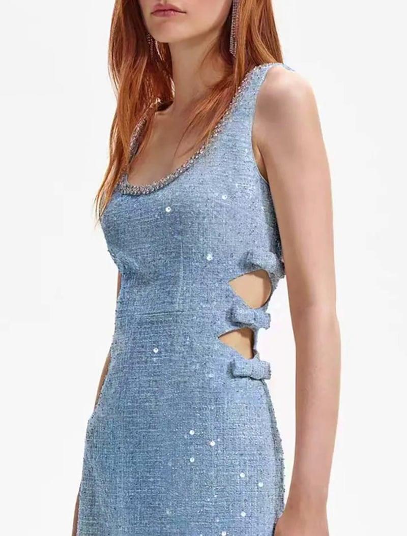 Mavi Yan Detay Mini Tasarım Elbise