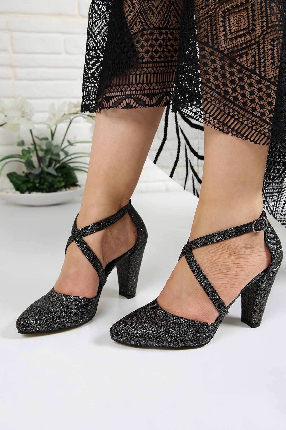 Bayan Çapraz Bantlı Topuklu Ayakkabı - 5998 SİYAH SİMLİ