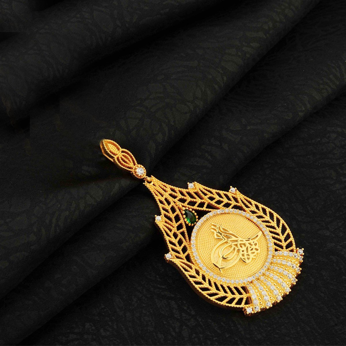 Altın Kaplama Yeşil Zümrüt Taşlı Osmanlı Tuğralı Kolye | Nali Şerif Gümüş