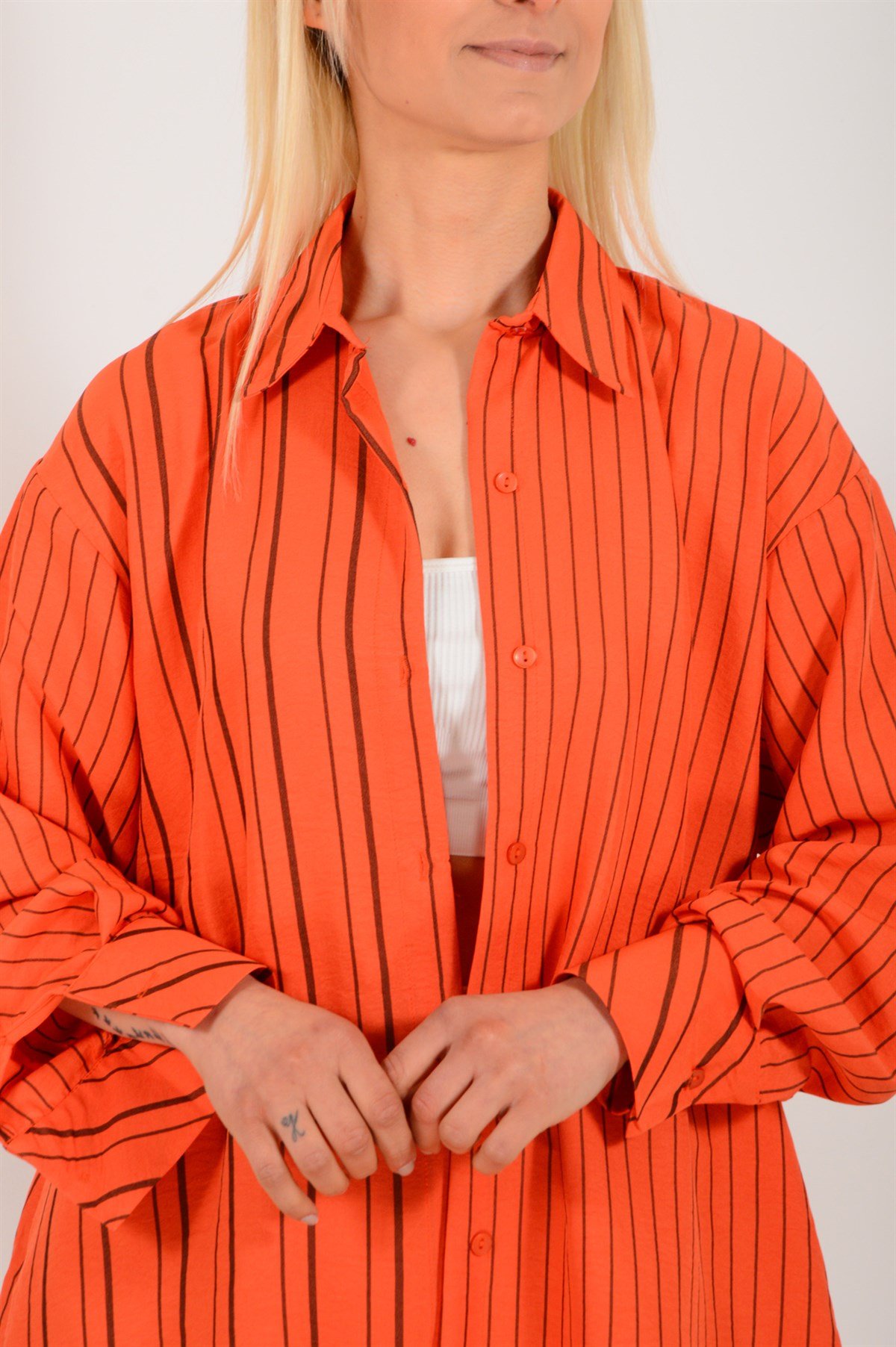 Kadın Turuncu Çizgili Gömlek 7025 - Megapol Giyim