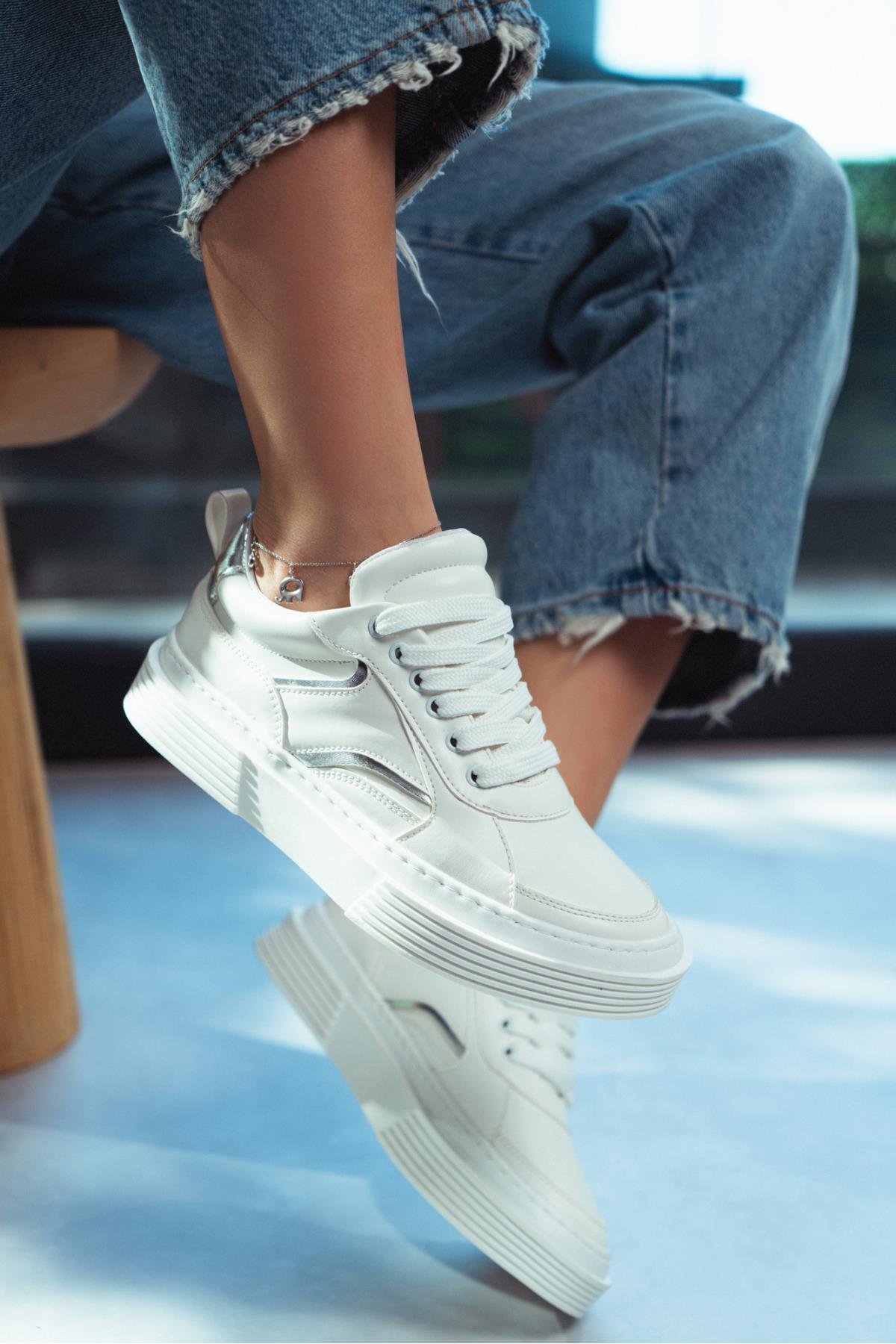Hollywood Beyaz Gümüş Mat Düz Taban Kadın Bağcıklı Spor Ayakkabı