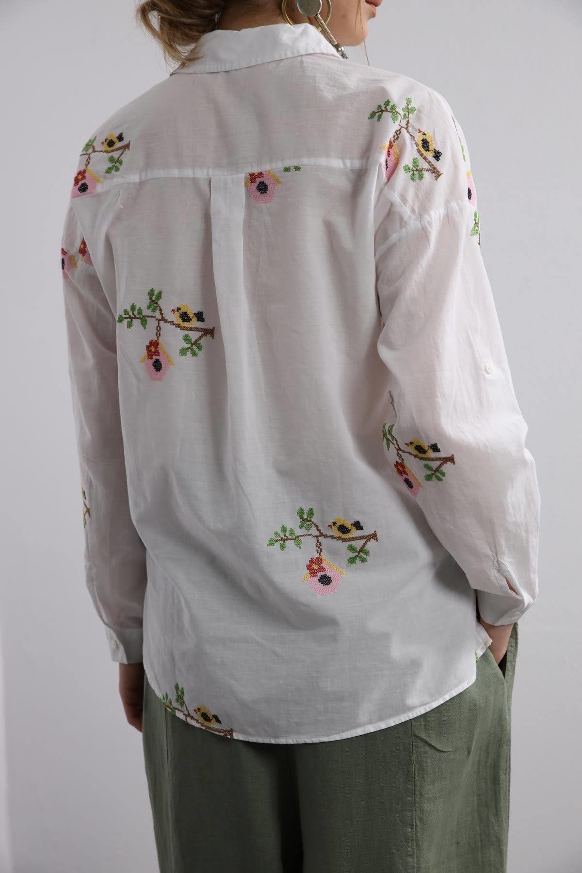 Beyaz Kanaviçe İşlemeli Gömlek - Şaman Butik - Bohem Giyim ve Aksesuar |  Kadın & Erkek