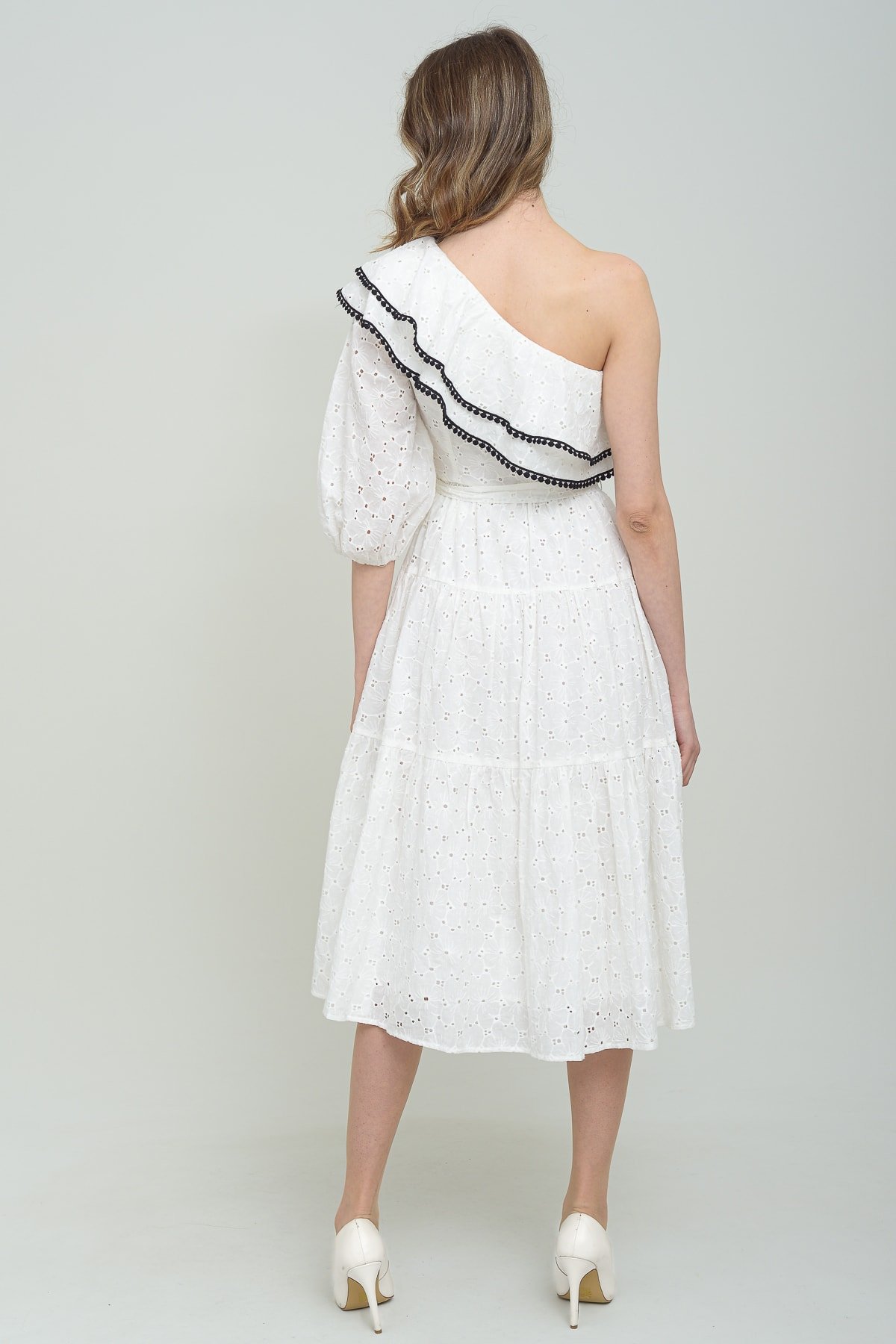 TWIST Güpür Form Tek Omuz Beyaz Elbise
