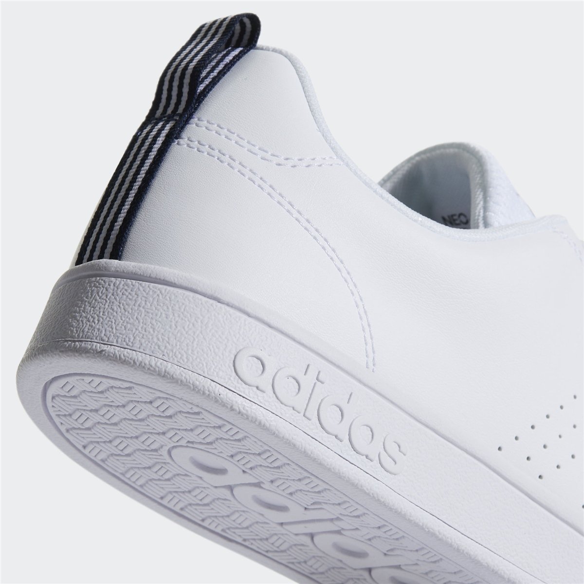 Adidas aw5211 shop