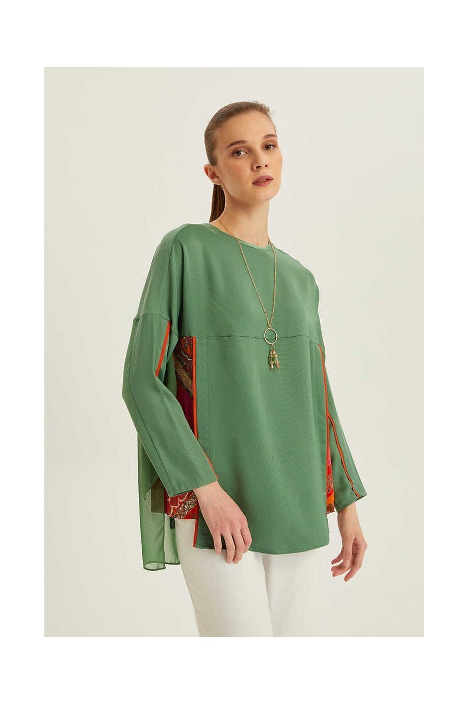 Hukka Kadın Yeşil Tül Detaylı Saten Bluz