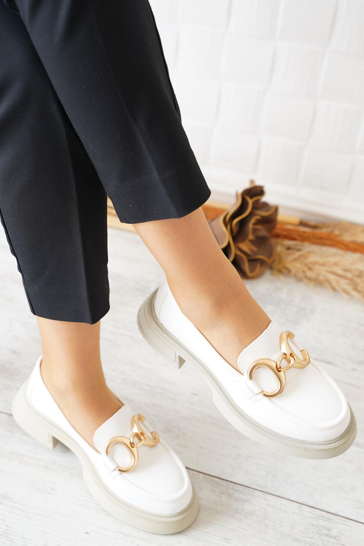Olce Geçme Tokalı Kadın Loafer Ayakkabı Beyaz Cilt