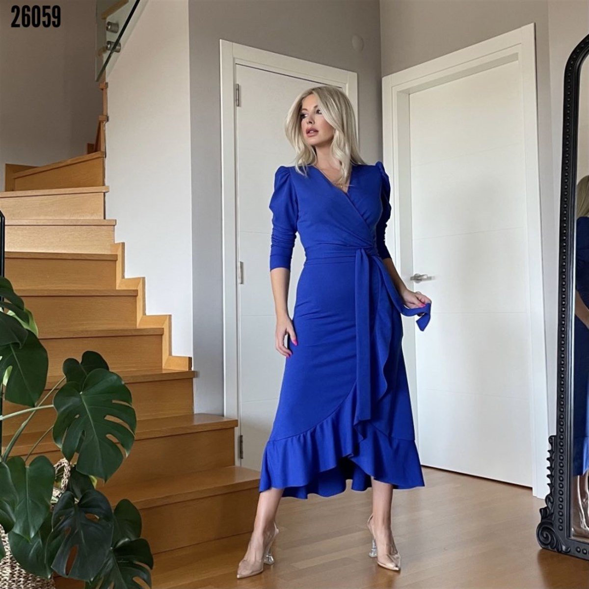 Eteği volanlı fırfır detaylı uzun kol elbise - Mavi