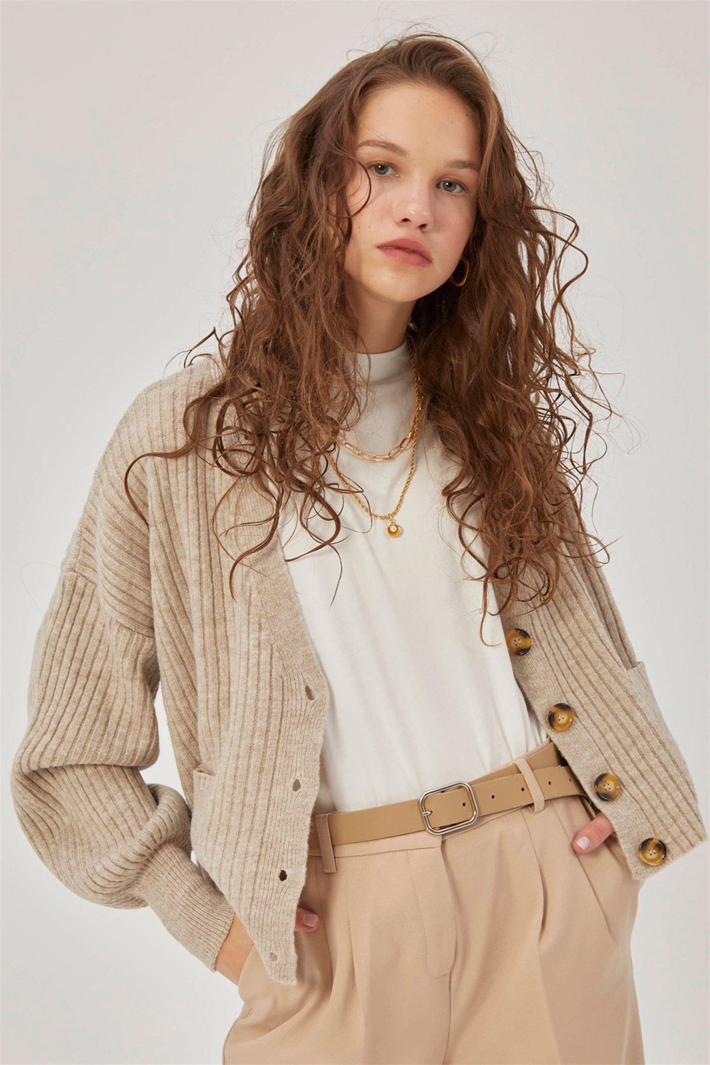 Beige 2025 short cardigan