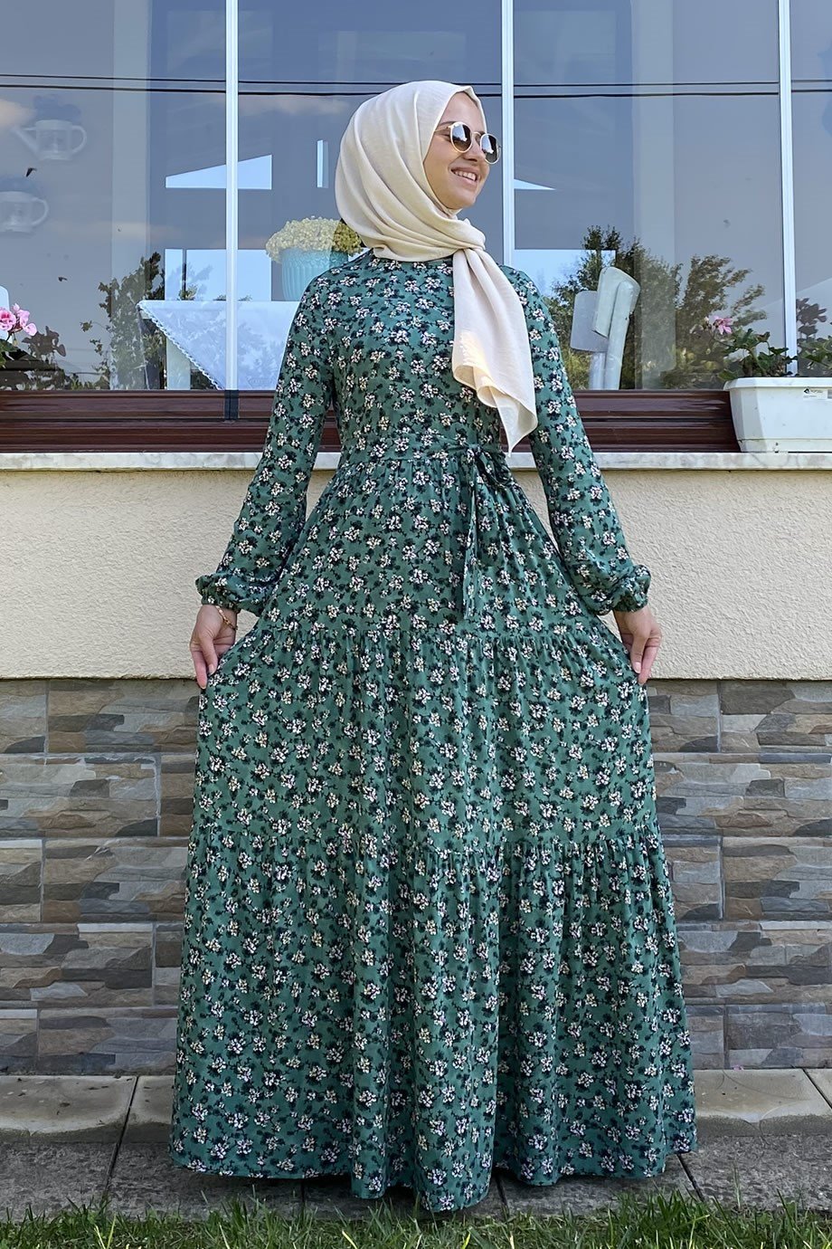 Afife Yeşil Çiçekli Elbise | Rabia Şamlı | Tesettür Giyim, Elbise ve Kadın  Giyim Modası