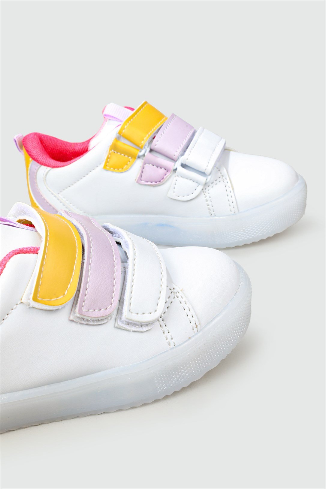 Cool Kaymaz Taban Işıklı Cırtlı Beyaz Fuşya Çocuk Spor Ayakkabı MAMİ |  Ayakkabı City