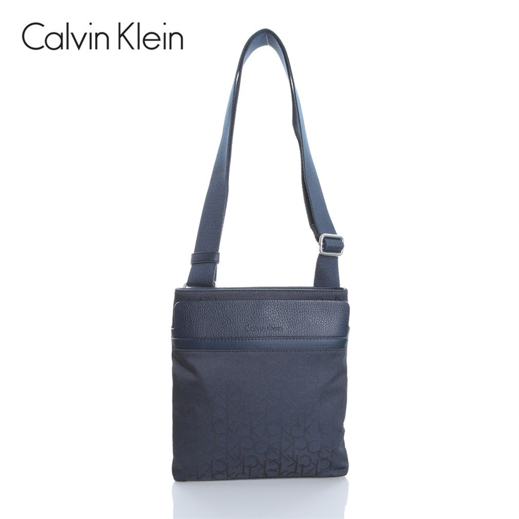 Calvin Klein Kadın Postacı Çantası K50K502124 000 POWER LOGO FLAT CROSSOVER  NAVY CALVIN KLEIN NAVY | Marka Park