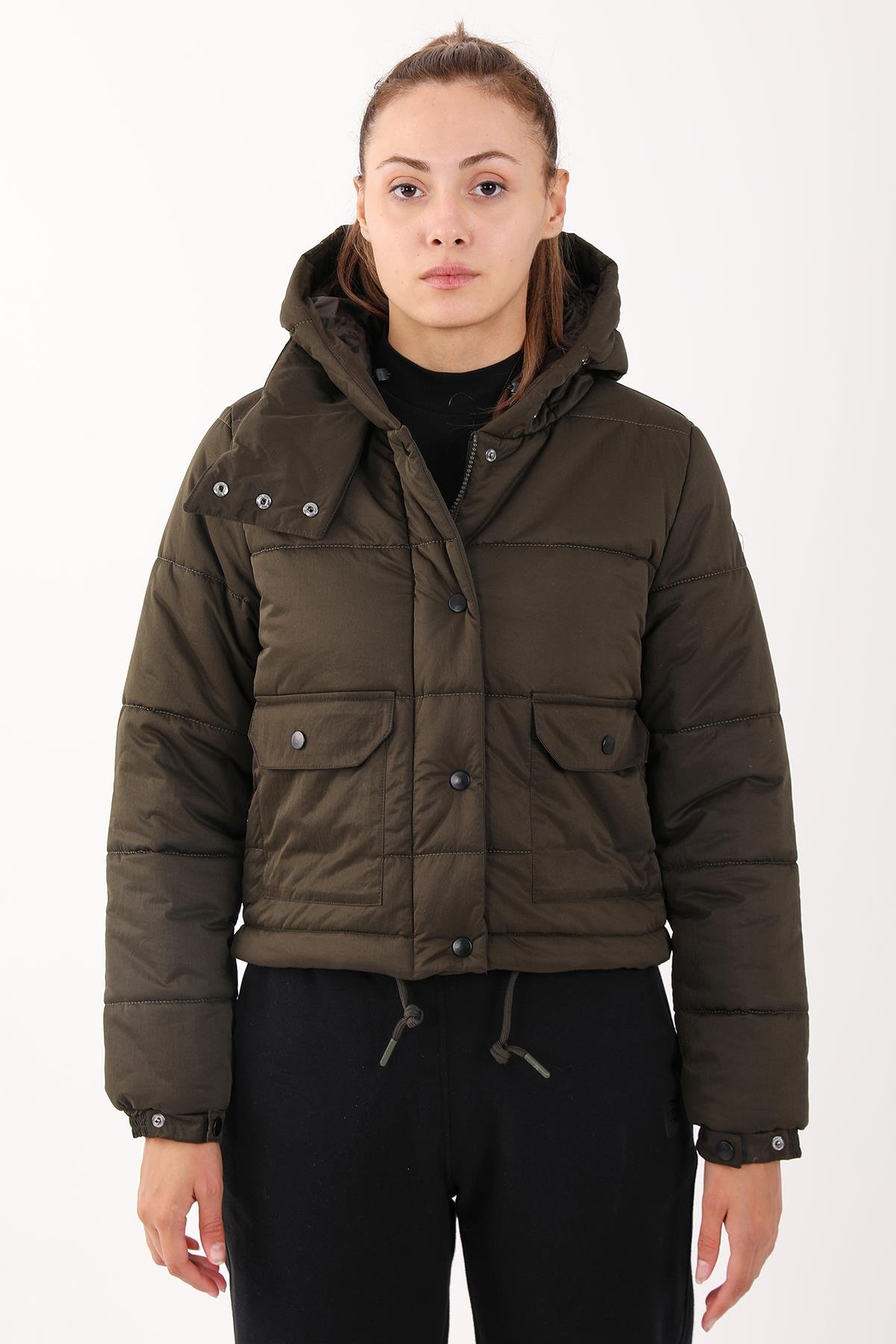 Maraton Sportswear Regular Kadın Kapşonlu  Uzun Kol Basic Mont 21288