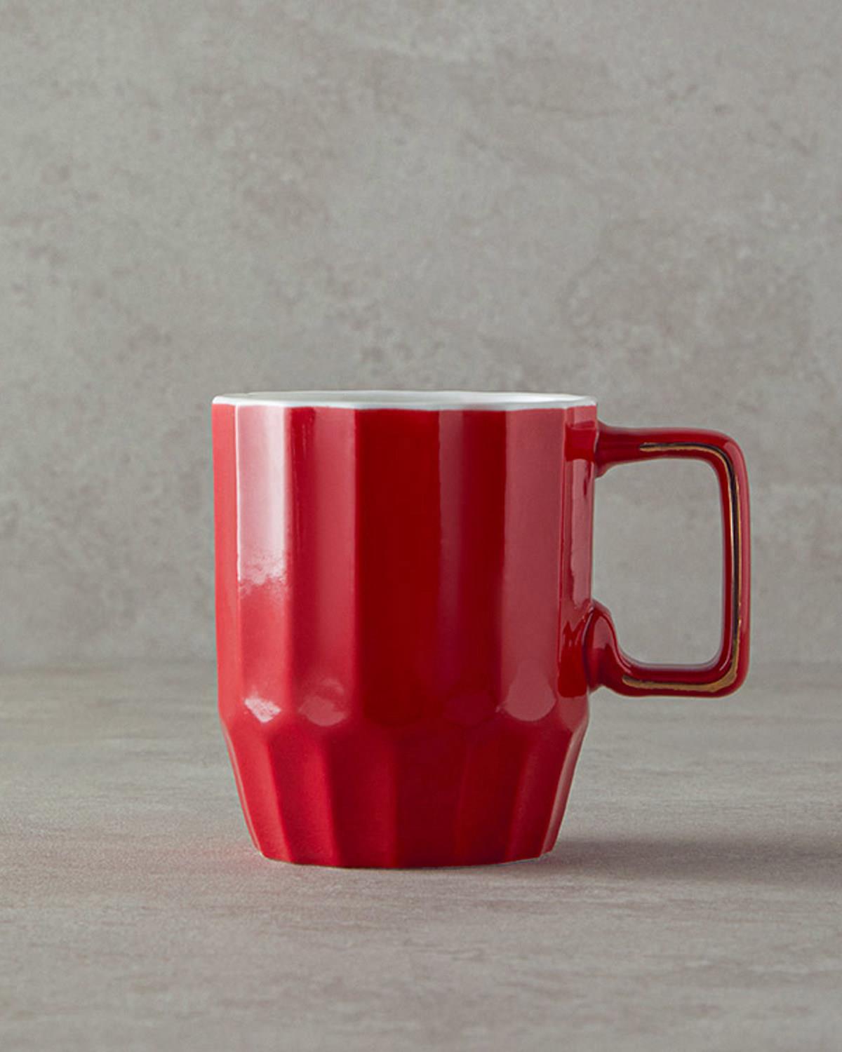 New Bone China Cup 270 ml Red