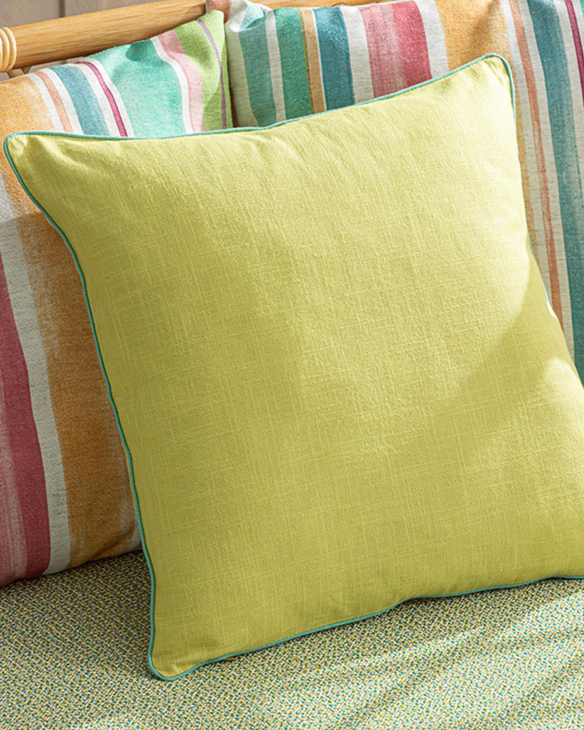 Calvana Decorative Cushion 45x45 cm Green