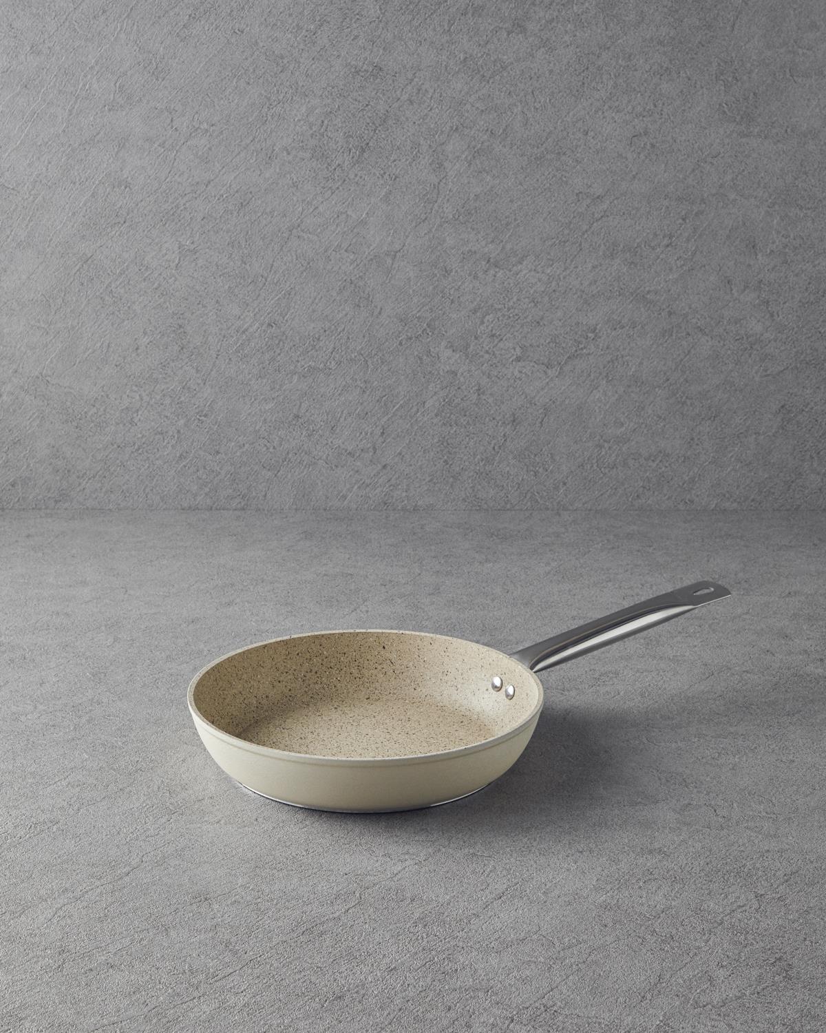 Charm Aluminum Fry Pan 28 cm Beige