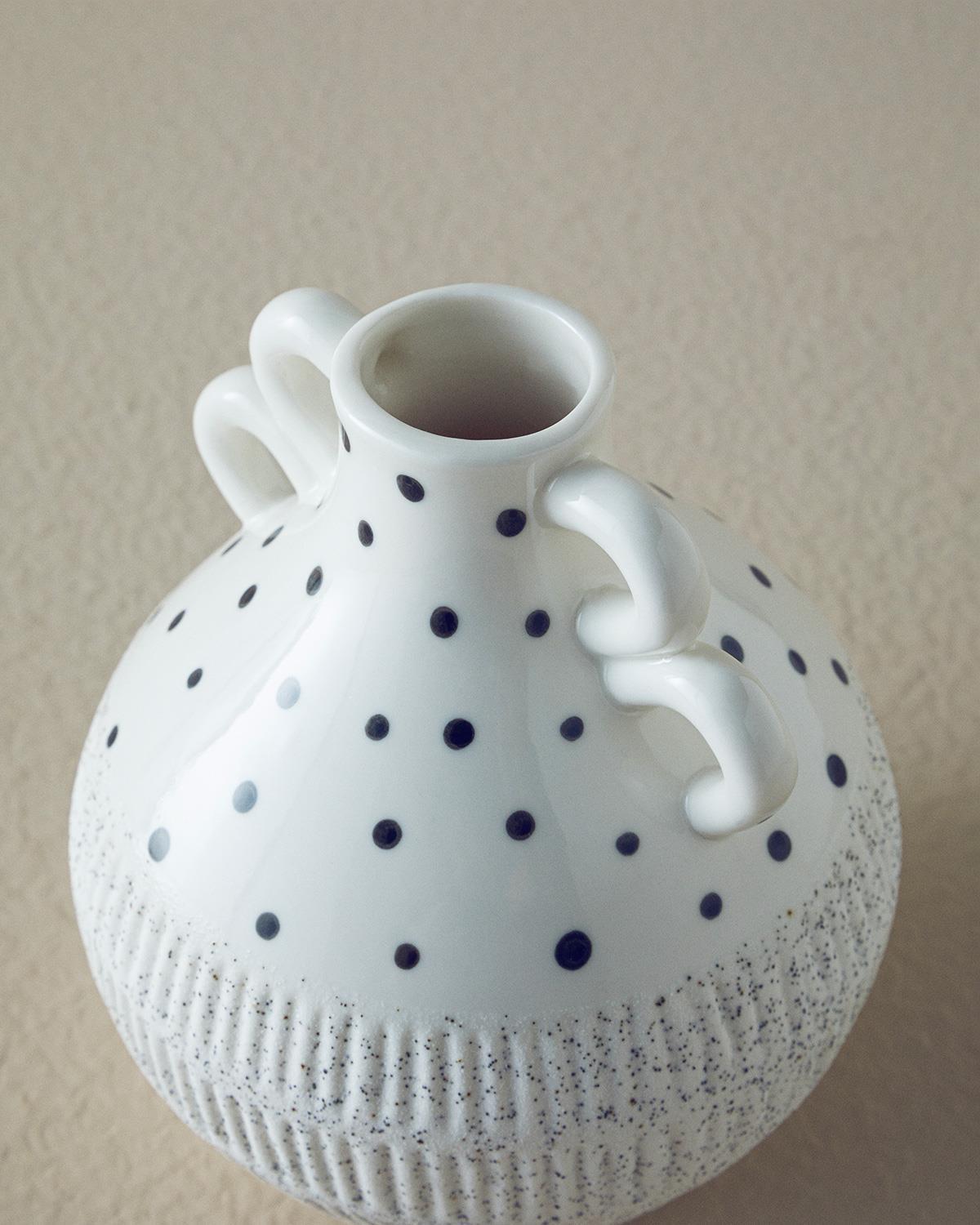 Dotsy Ваза Каменна керамика 10,4x6x14,1 см Бял