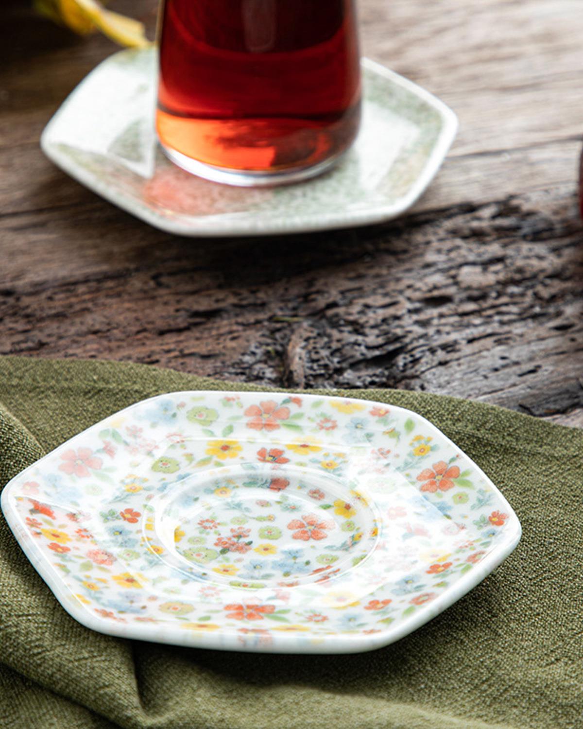 Floweret Porcelain Tea Plate 12 cm Colorful