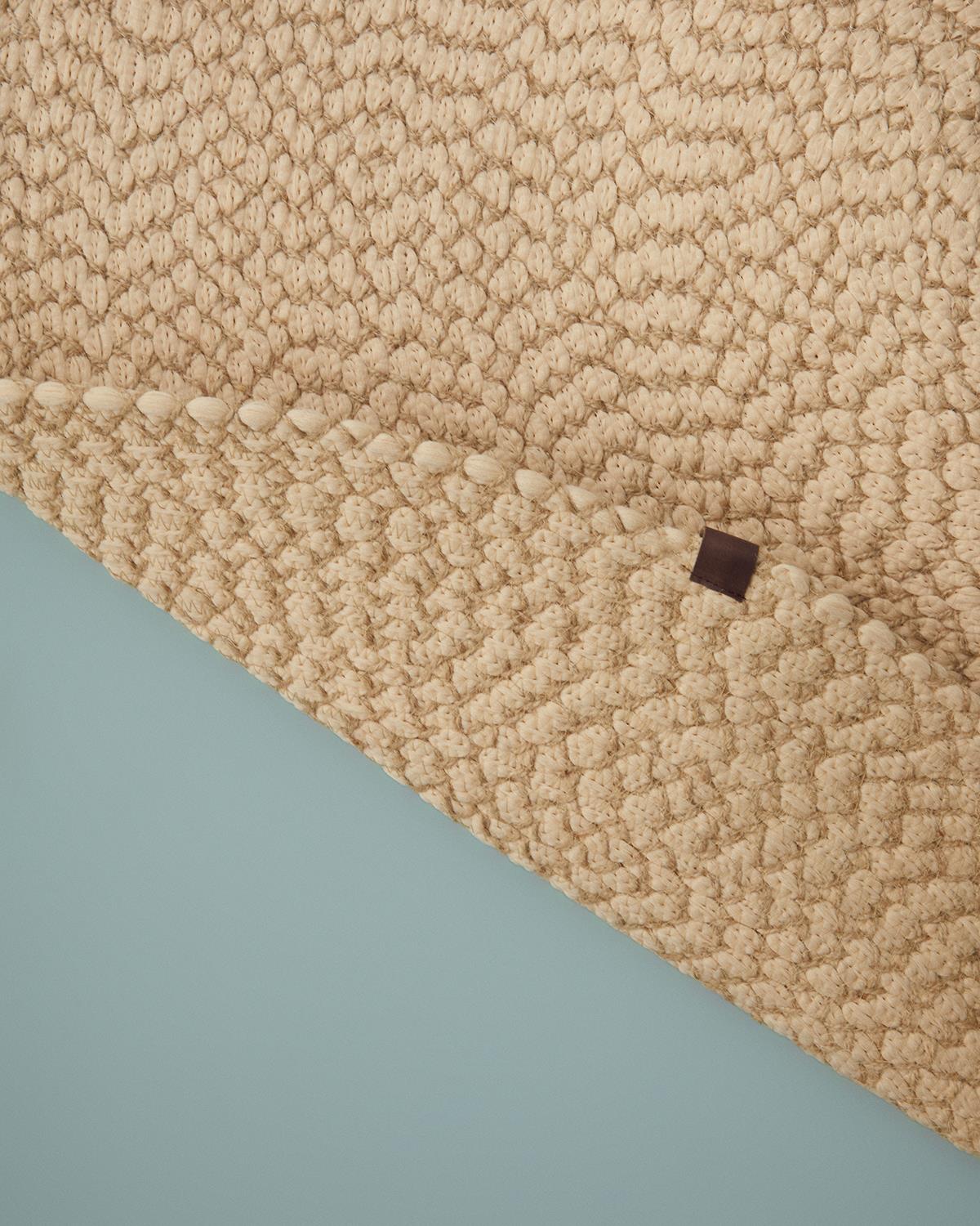 Hull Jute Decorative Jute Carpet 90x90 cm Natural