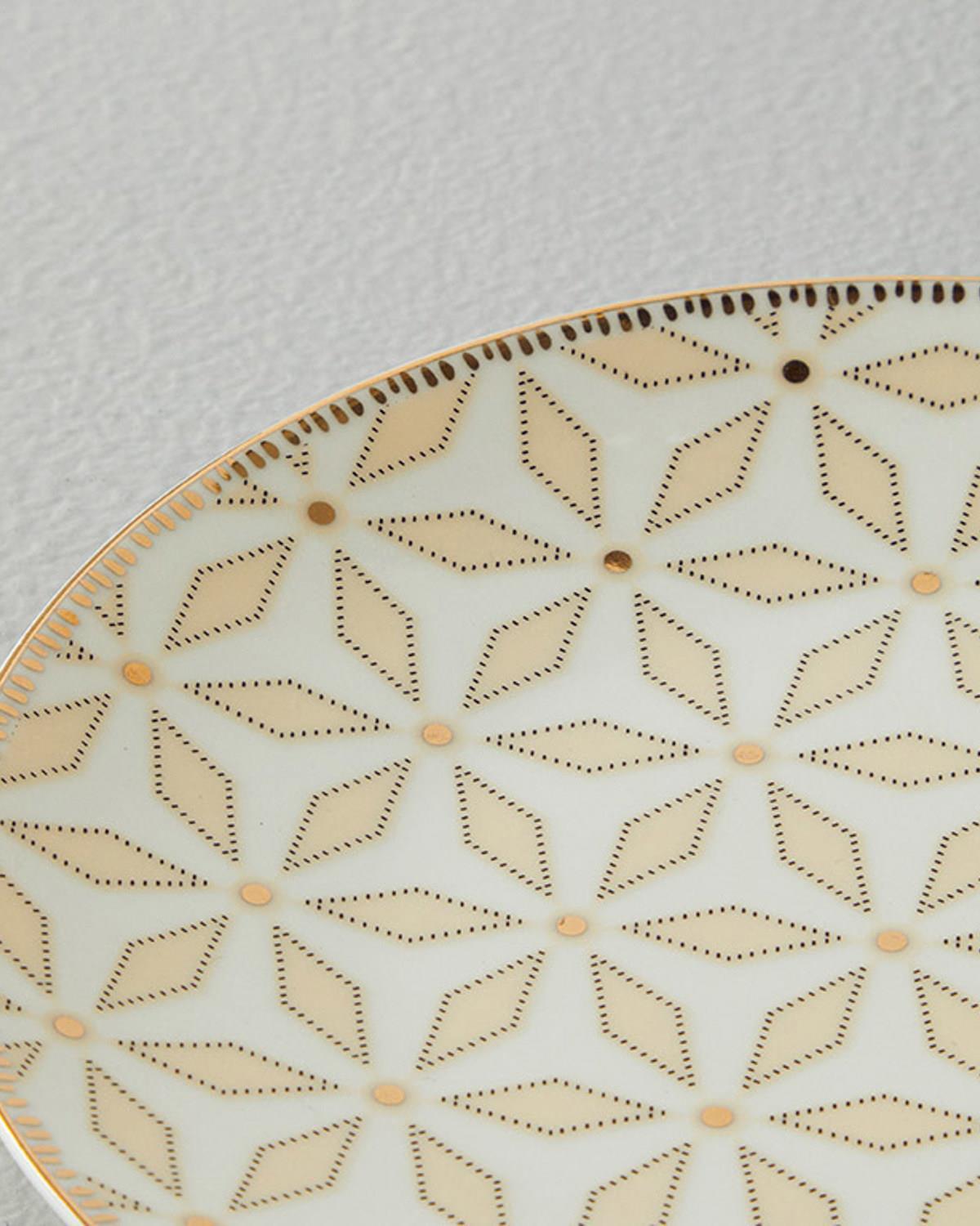 bone porcelain Cake Plate 20 cm White