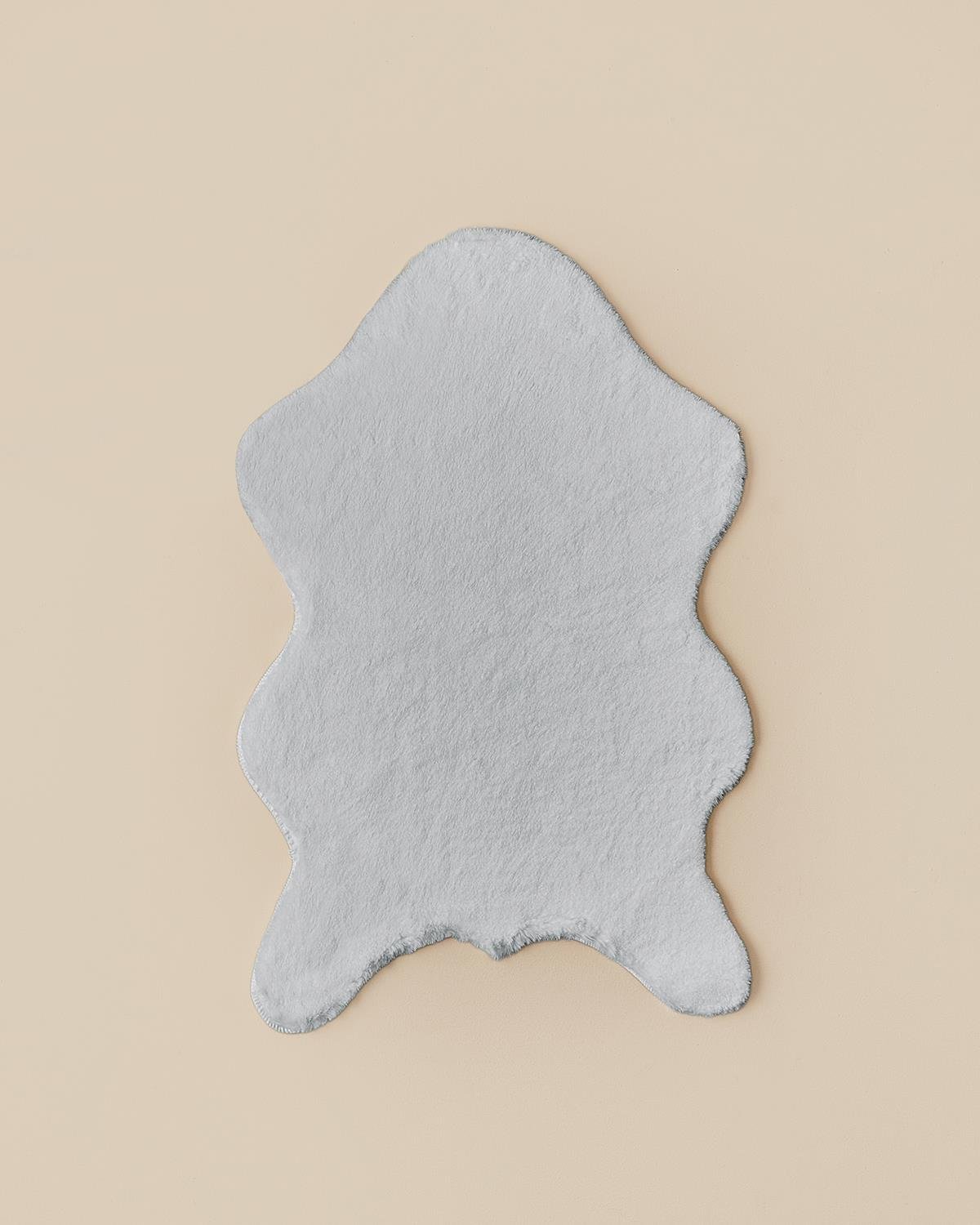 Soft Touch Rabbit Plush Fake  Fur 60x90 cm Light Gray