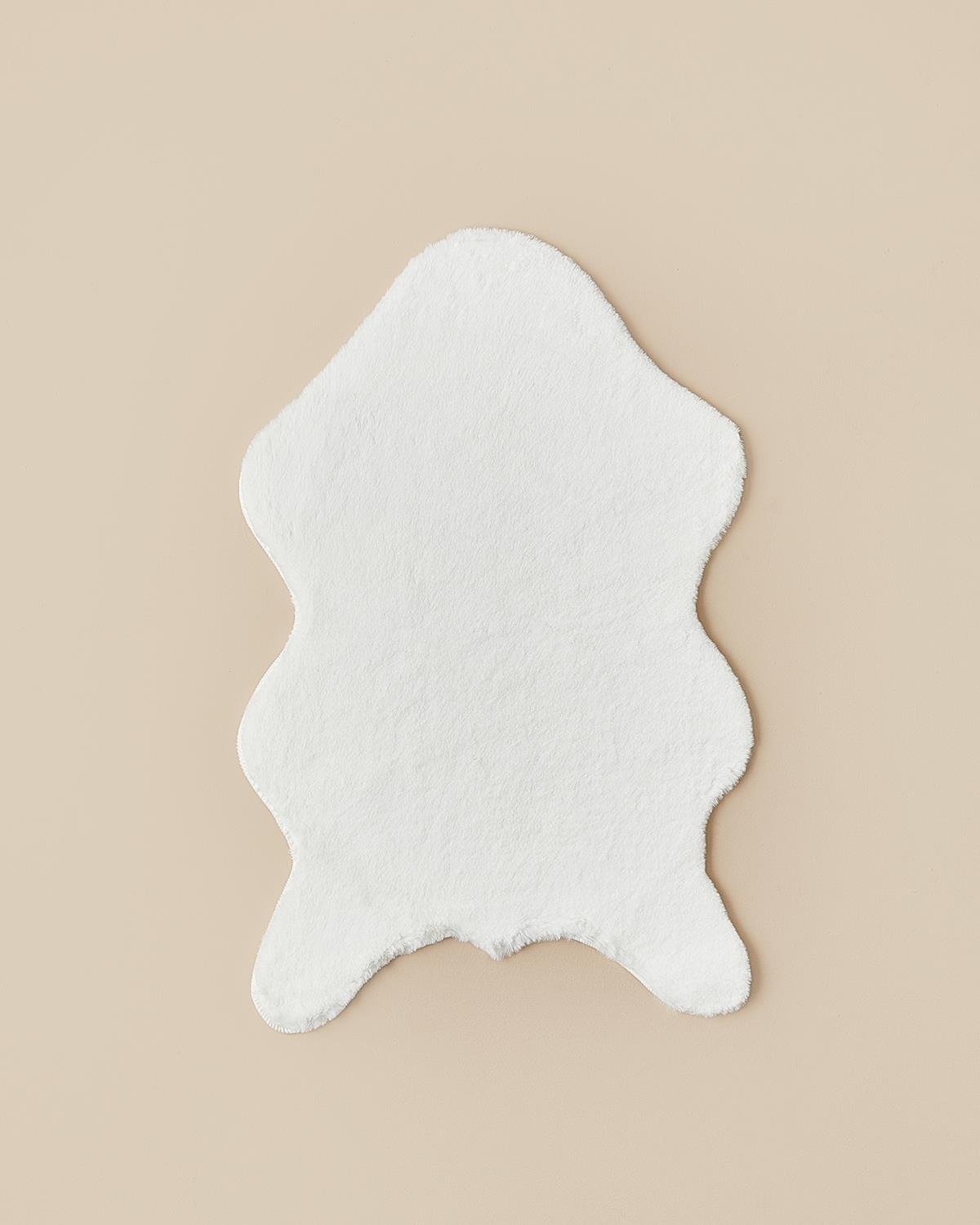 Soft Touch Rabbit Plush Fake  Fur 60x90 cm White
