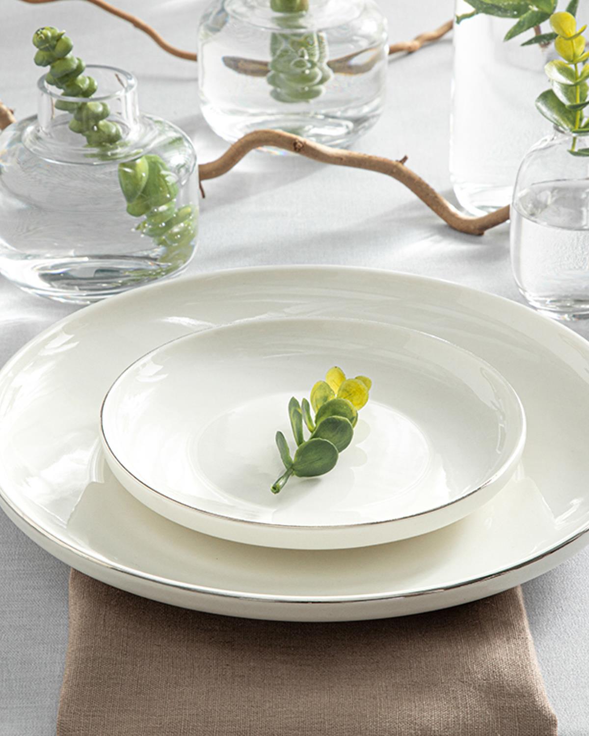 Torino Porcelain Dessert Plate 17 cm Silver.
