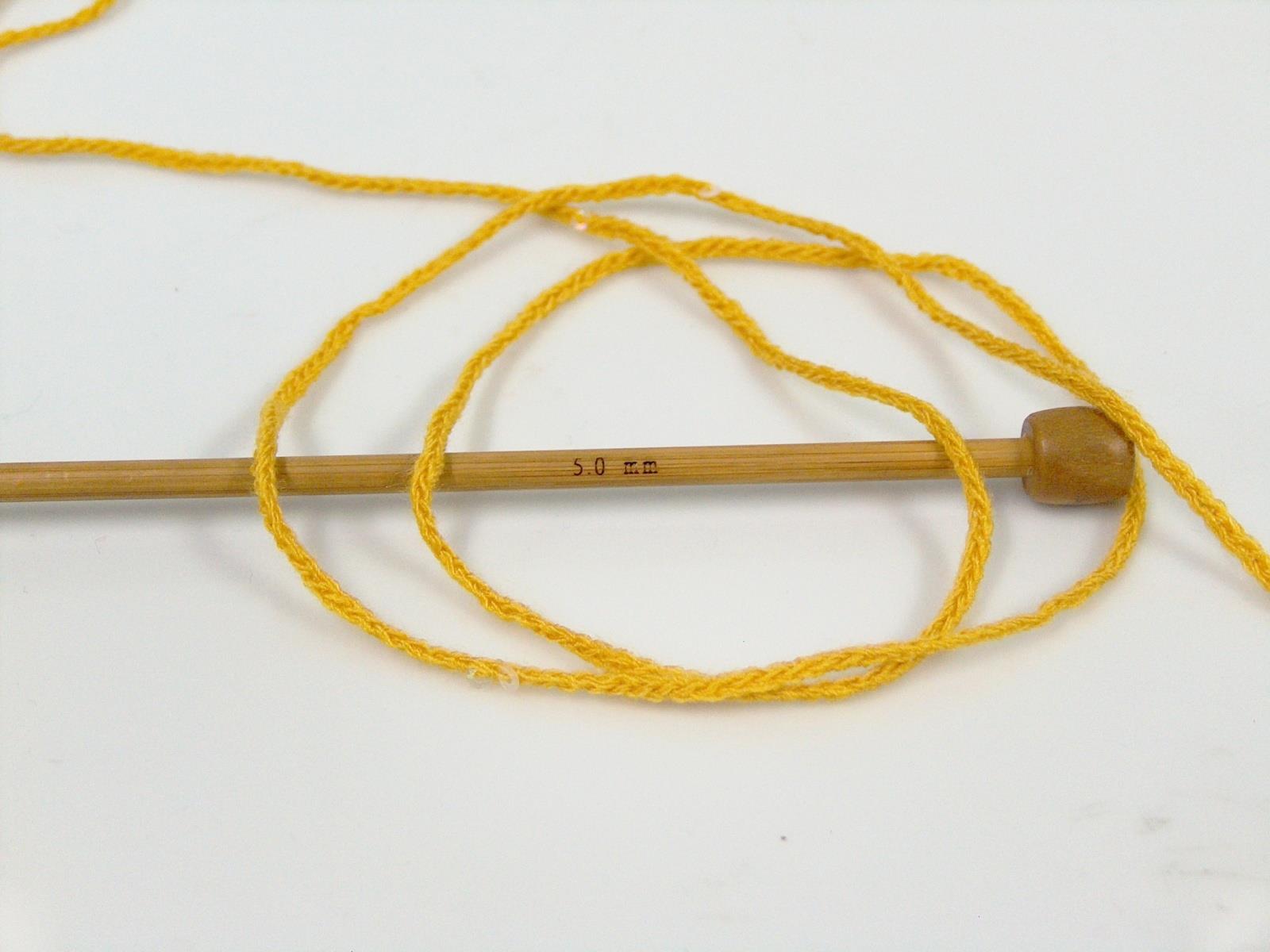 Lot of 4 x 100gr Skeins Ice Yarns CHAIN PAILLETTE (2% Paillette) Yarn Gold