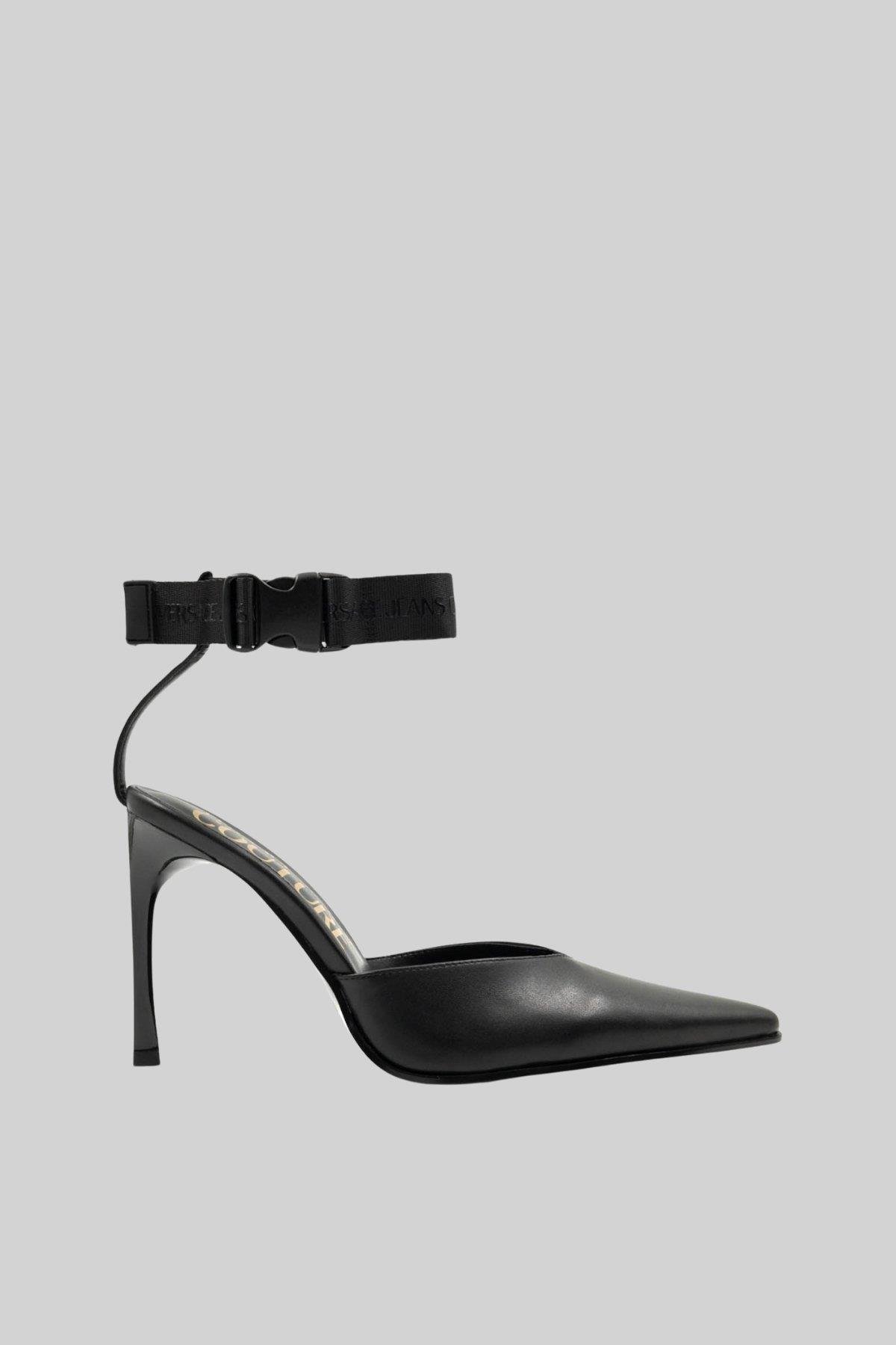 Versace Jeans Couture Kadın Stiletto Topuklu Ayakkabı Siyah 899