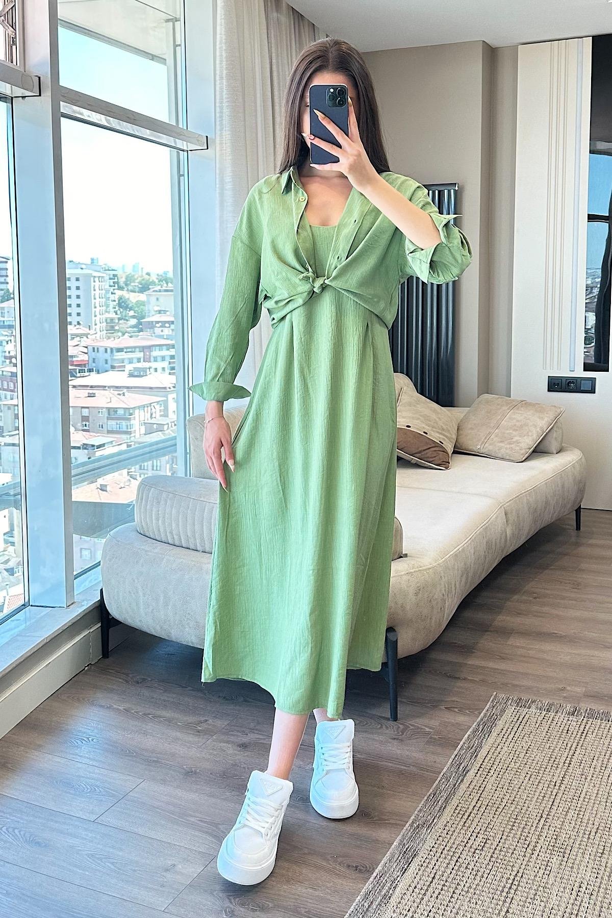 GÖMLEKLİ ELBİSE