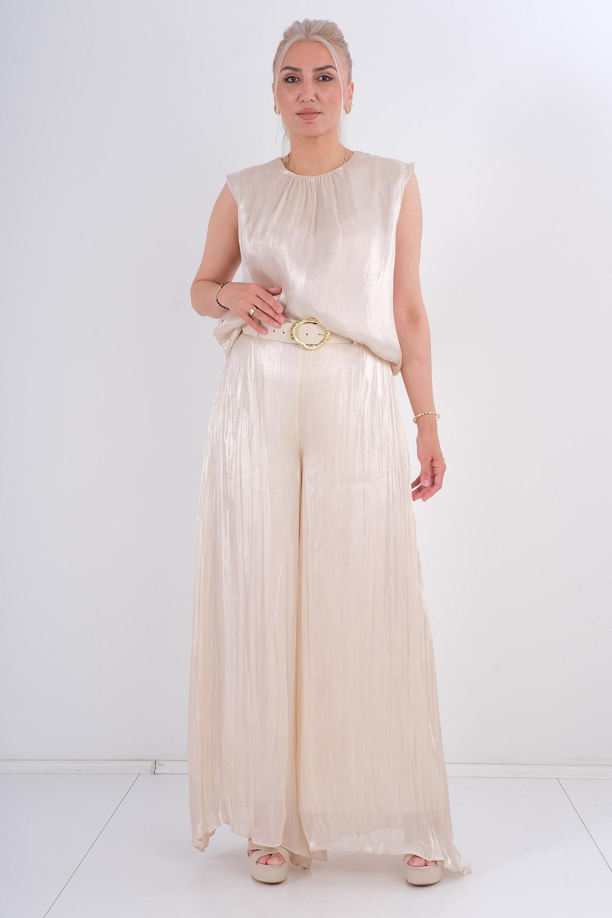 Green Country Casual Trousers Beige