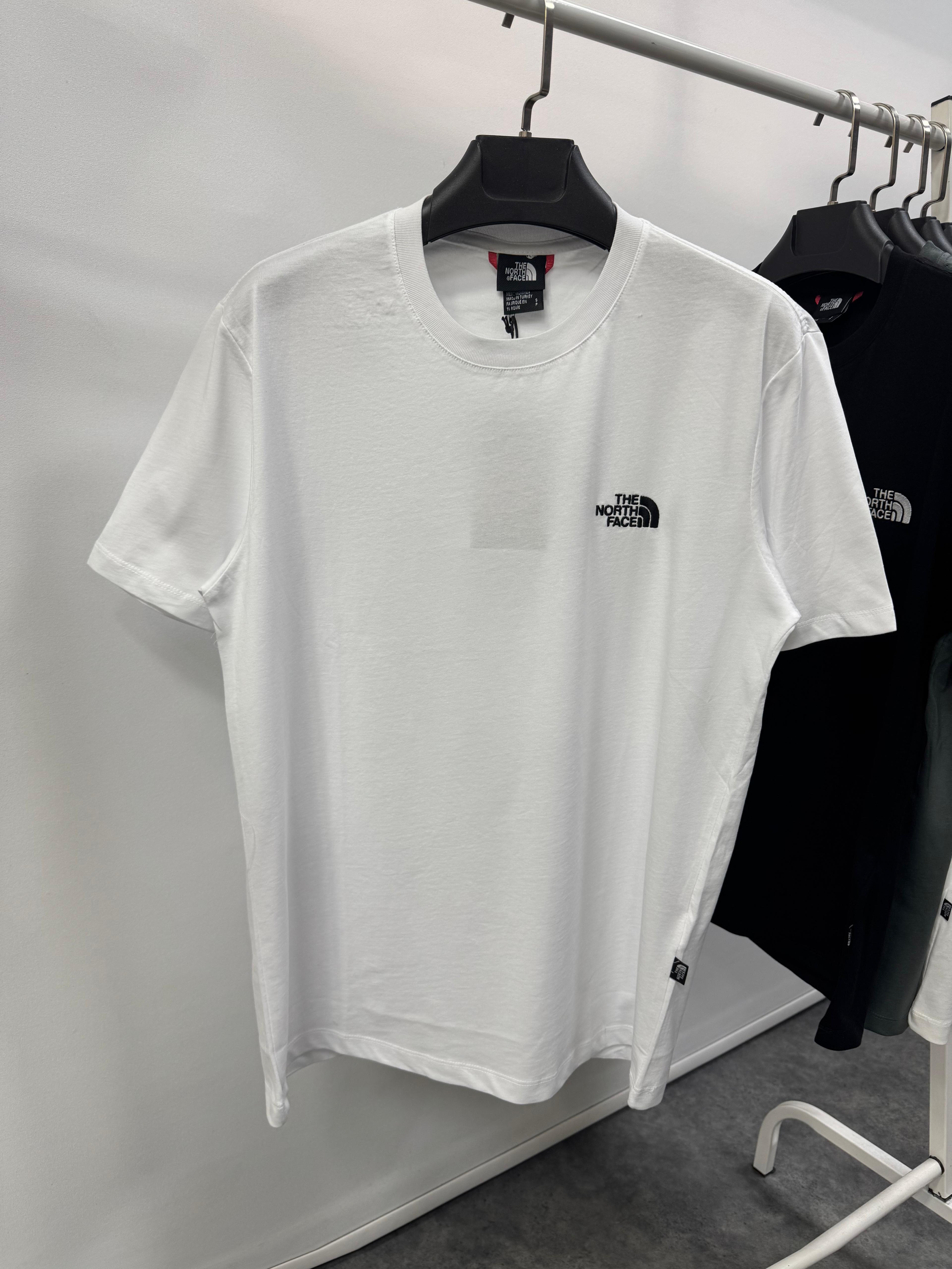 Basic Nakış Logo T-Shirt | Beyaz