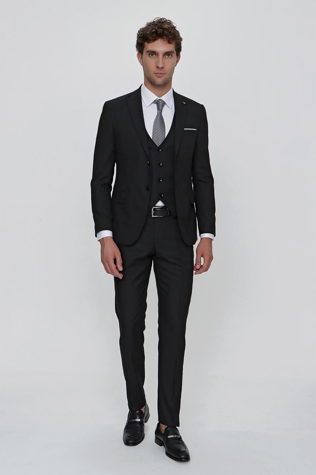 Siyah Yelekli Jakarlı Slim Fit Dar Kesim 6 Drop Erkek Takım Elbise