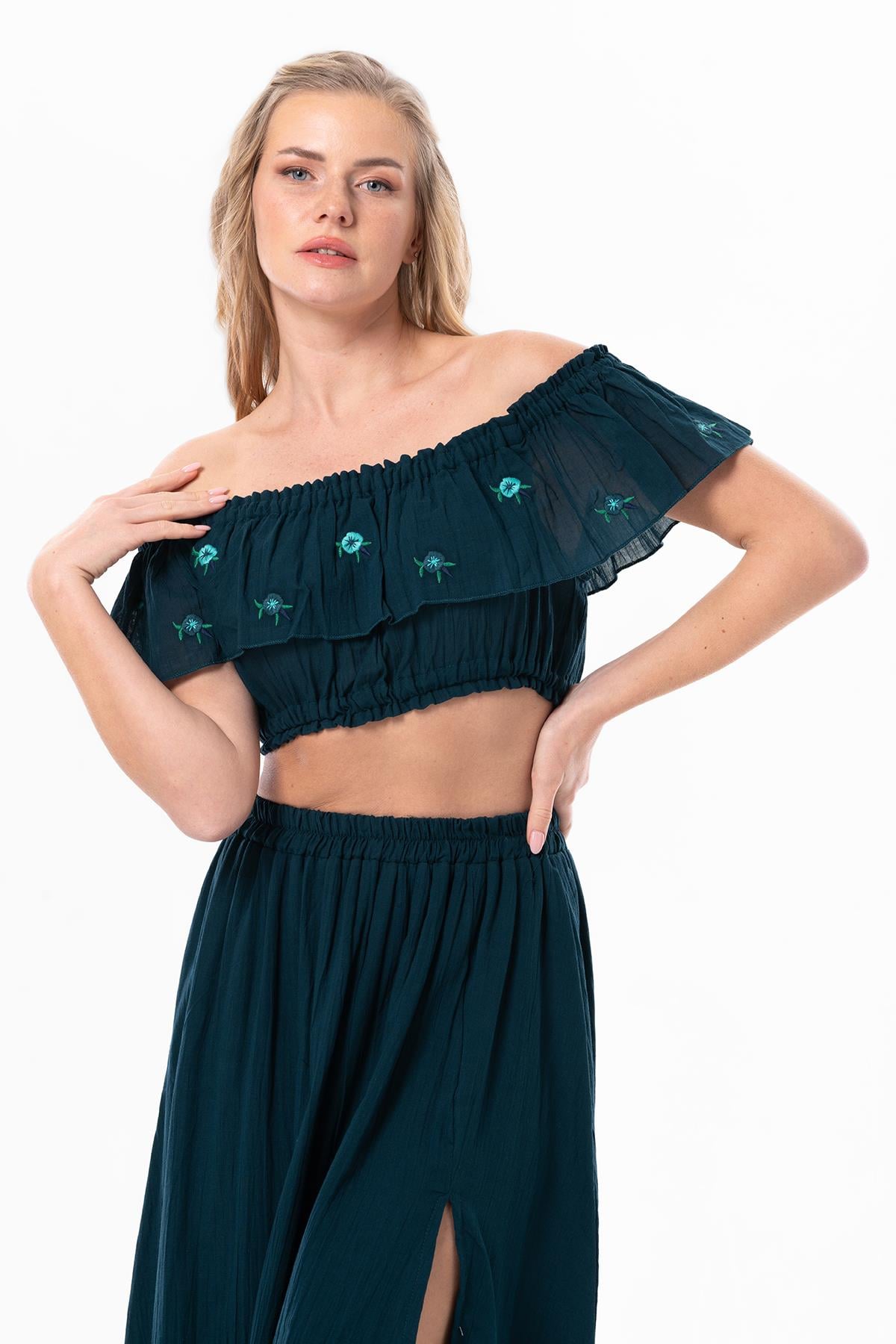 Lavinya Vual Lastik Detaylı Nakışlı Yazlık Crop Bluz Petrol
