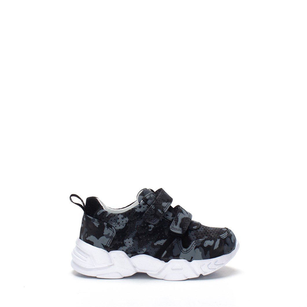 Adidas cg419 deals