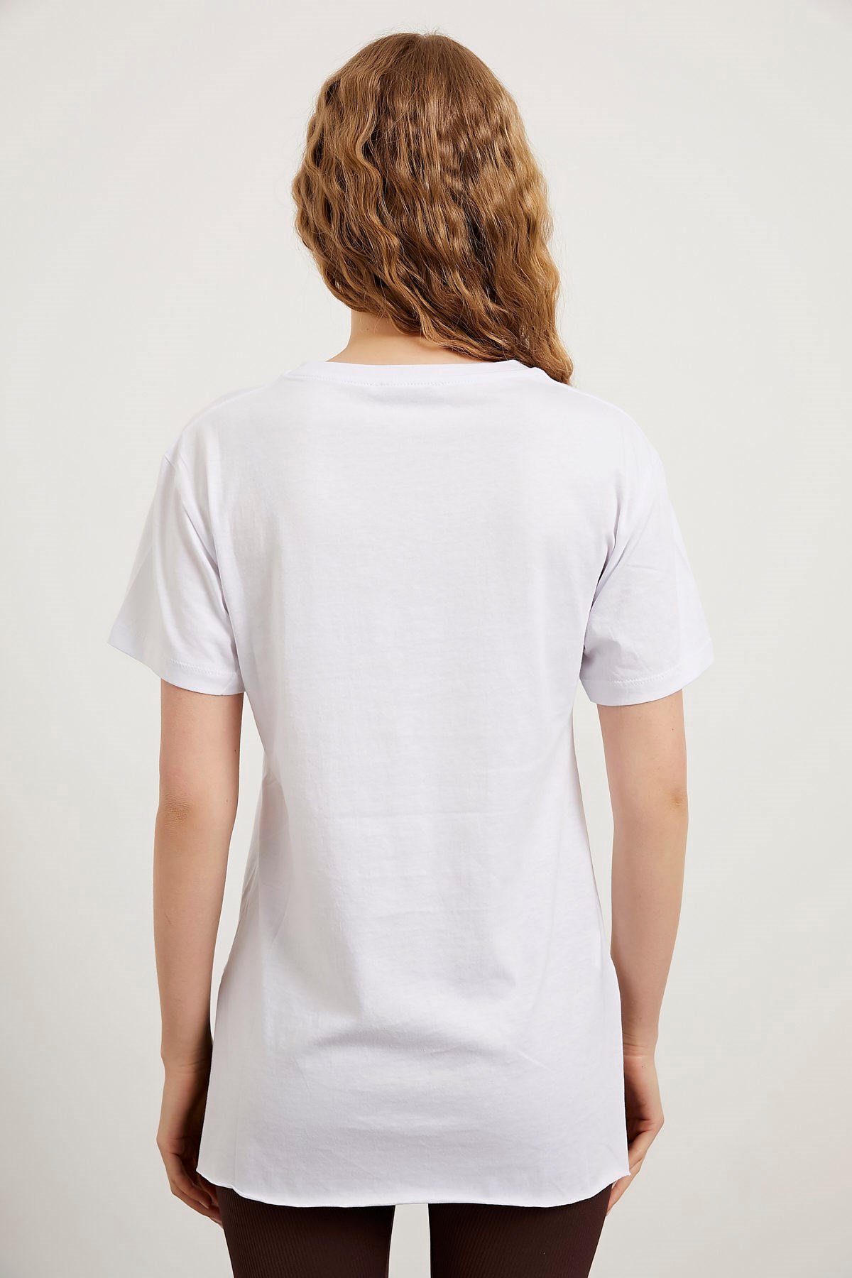 V Yaka Yirtmacli Basic Bayan T Shirt 0410 Beyaz