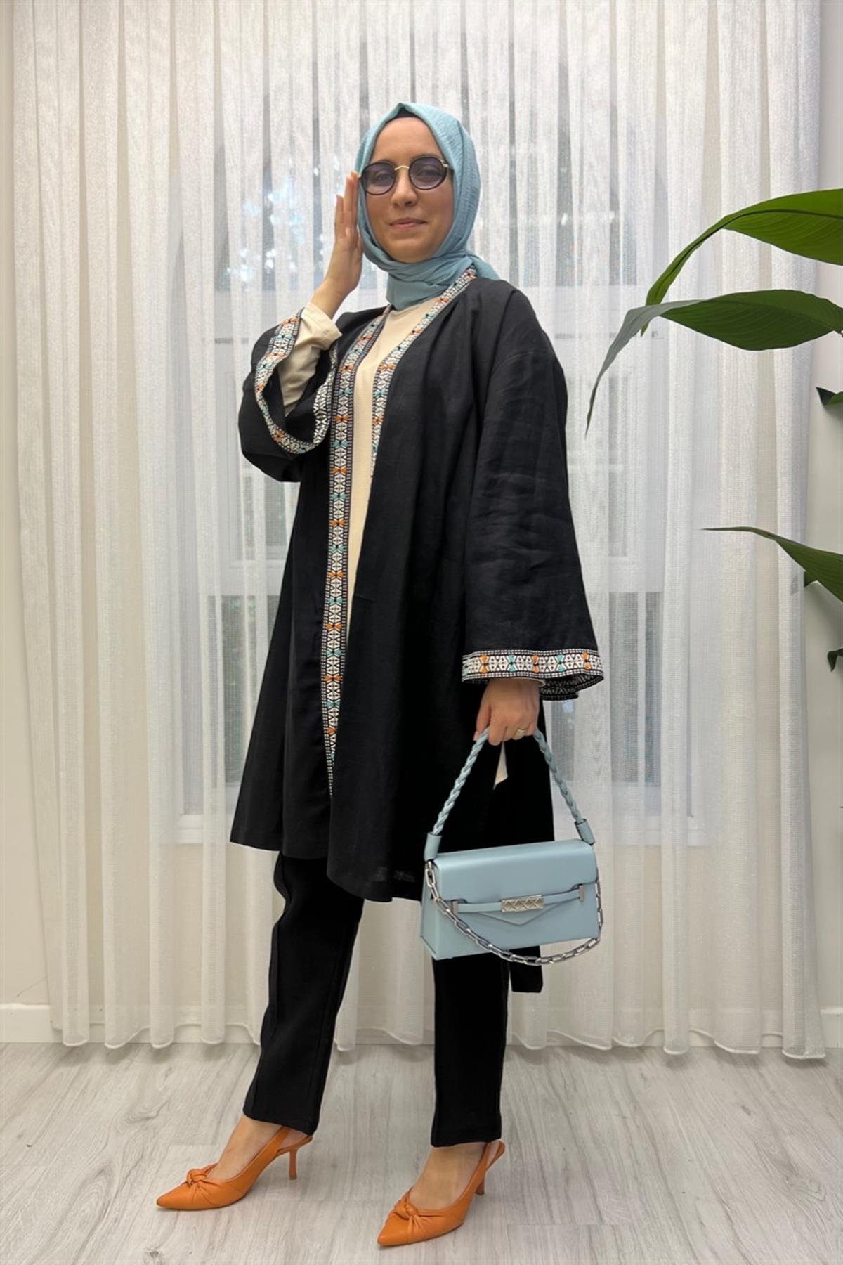 Niqozza40011 Nina Nakışlı Kimono - Siyah Kap NİQOZZA Bilen Giyim