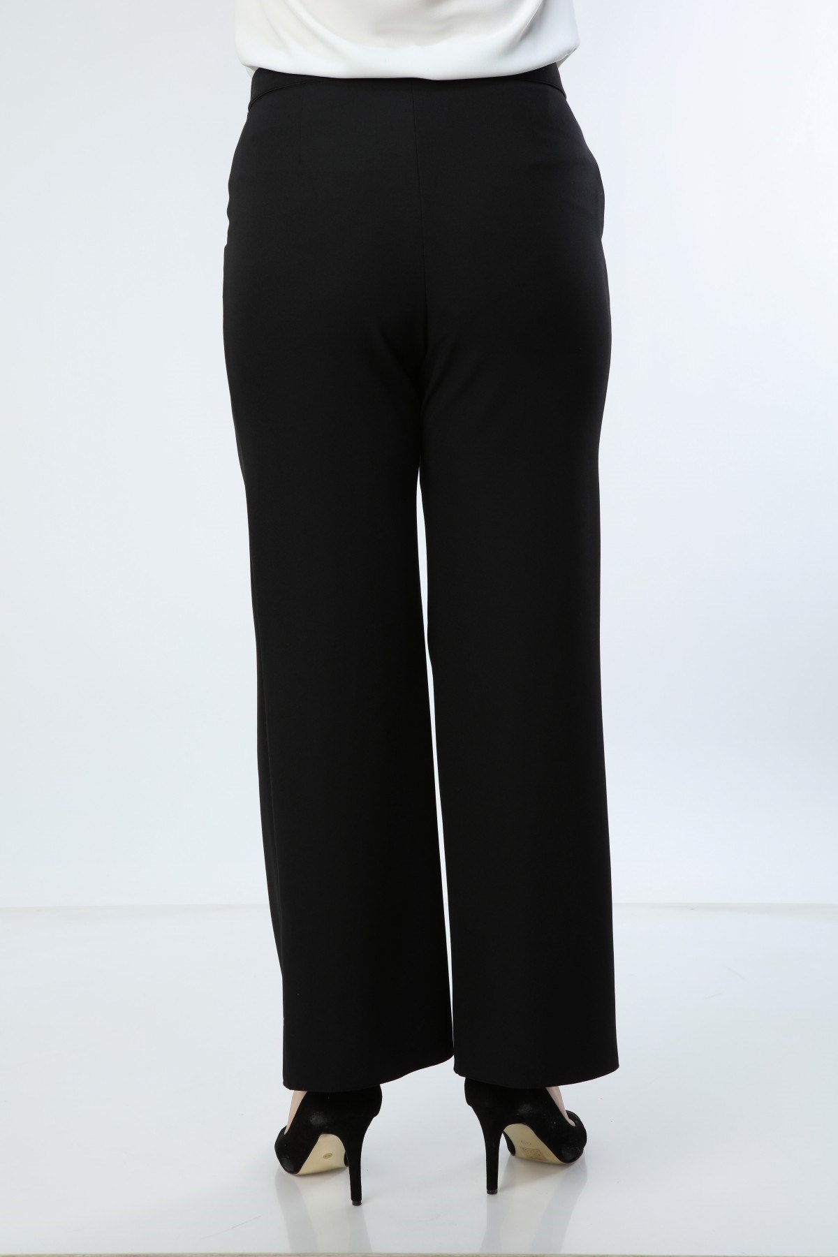 Büyük Beden Geniş Paça Siyah Pantolon - Büyük Beden Pantolon Modelleri