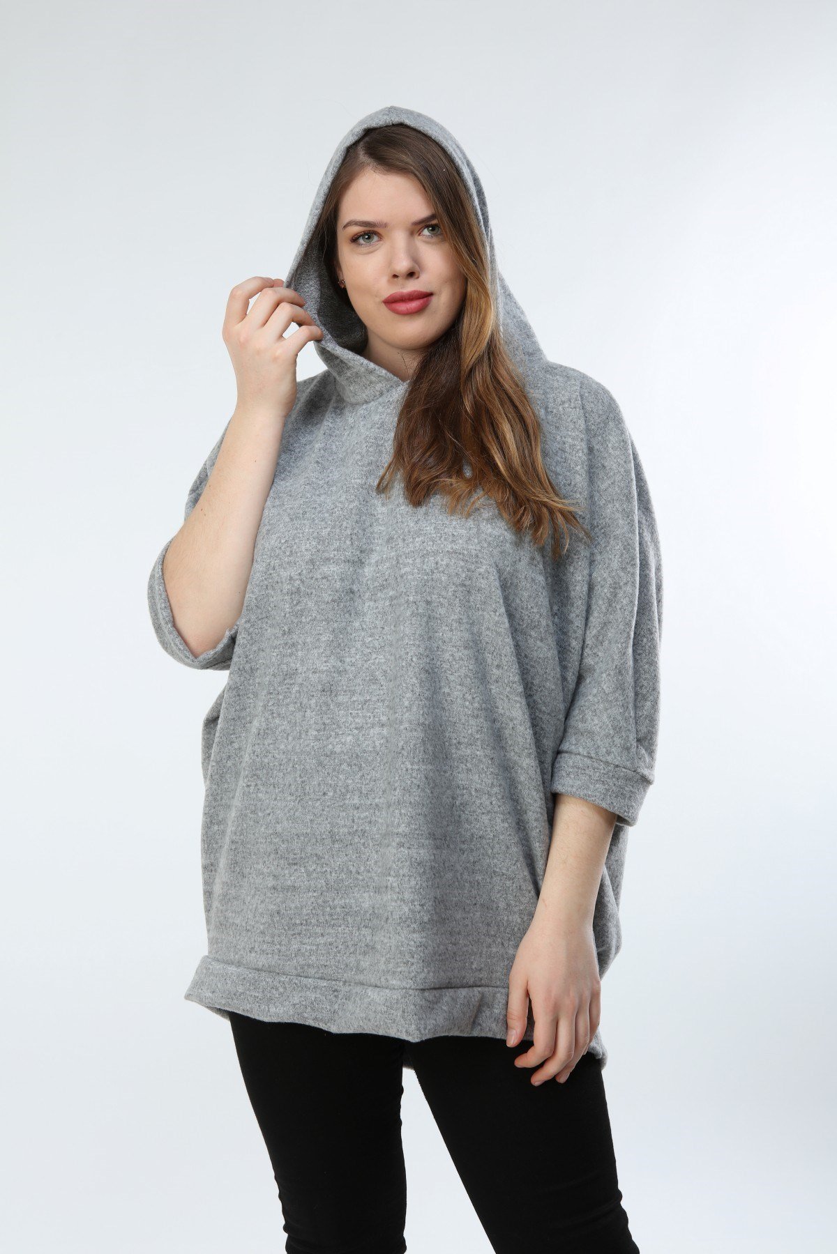 Büyük Beden Yumoş Kapüşonlu Gri Sweatshirt - Büyük Beden Kadın Sweatshirt  Modelleri
