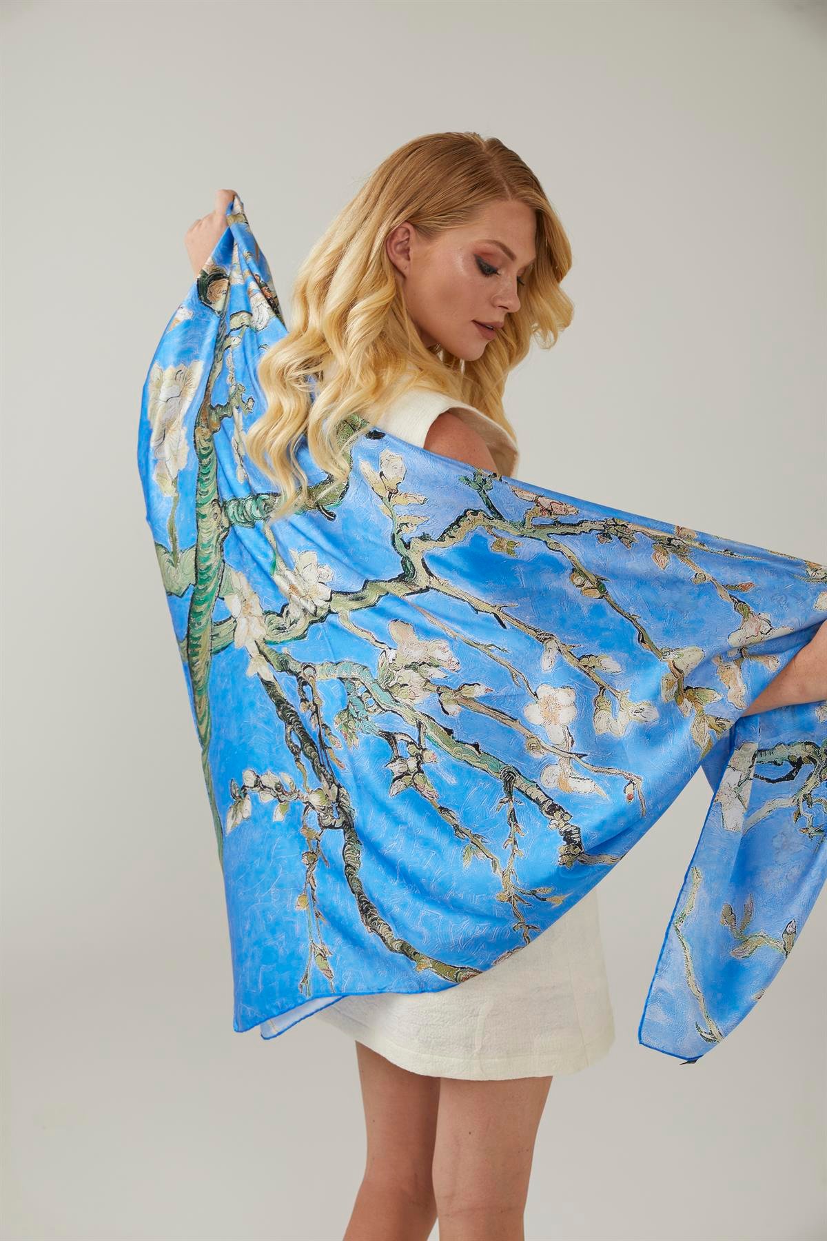 Mavi Van Gogh Almond Blossoms İpek Şal | Gerçek Deri Gerçek Moda | Deriderim