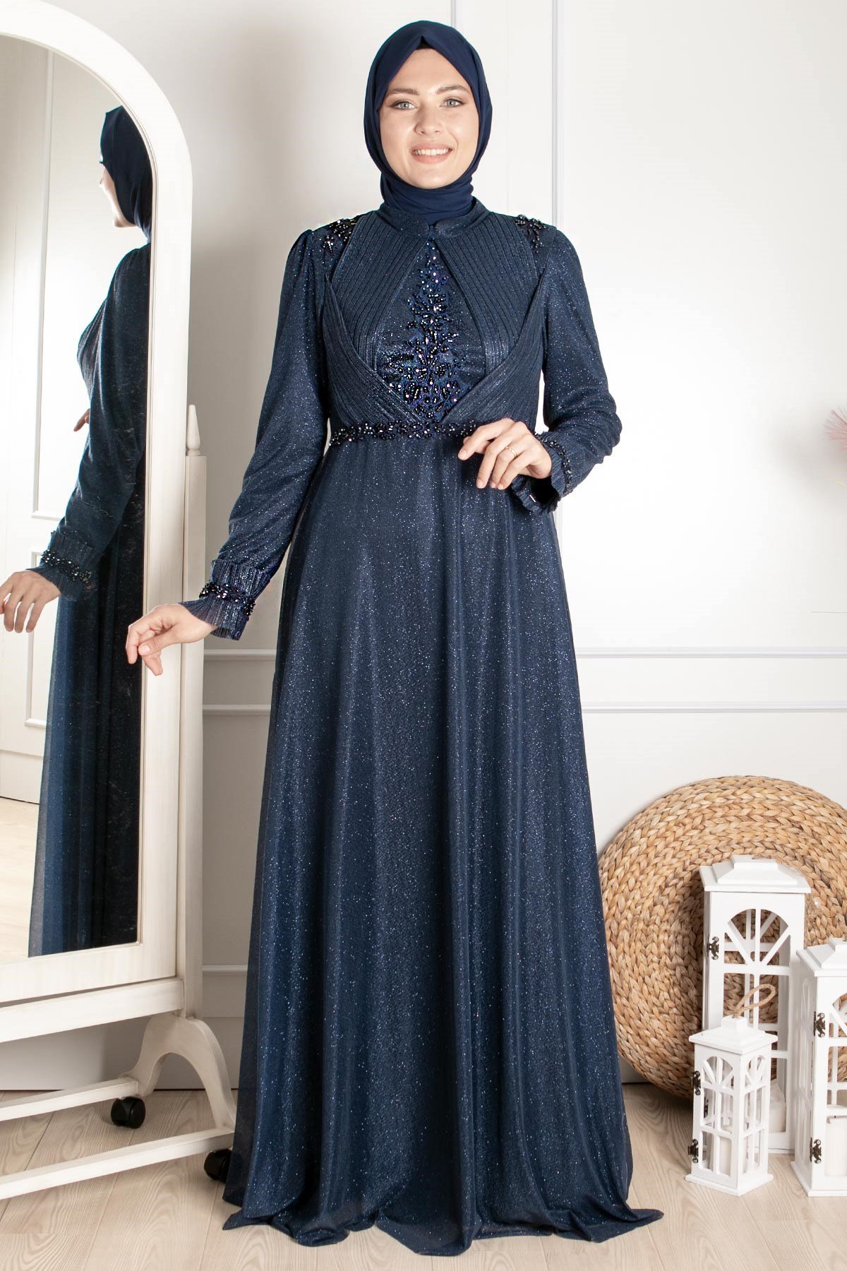 Guipure Detailed Silvery Princess Model Evening Dress Dark Blue MDA2262