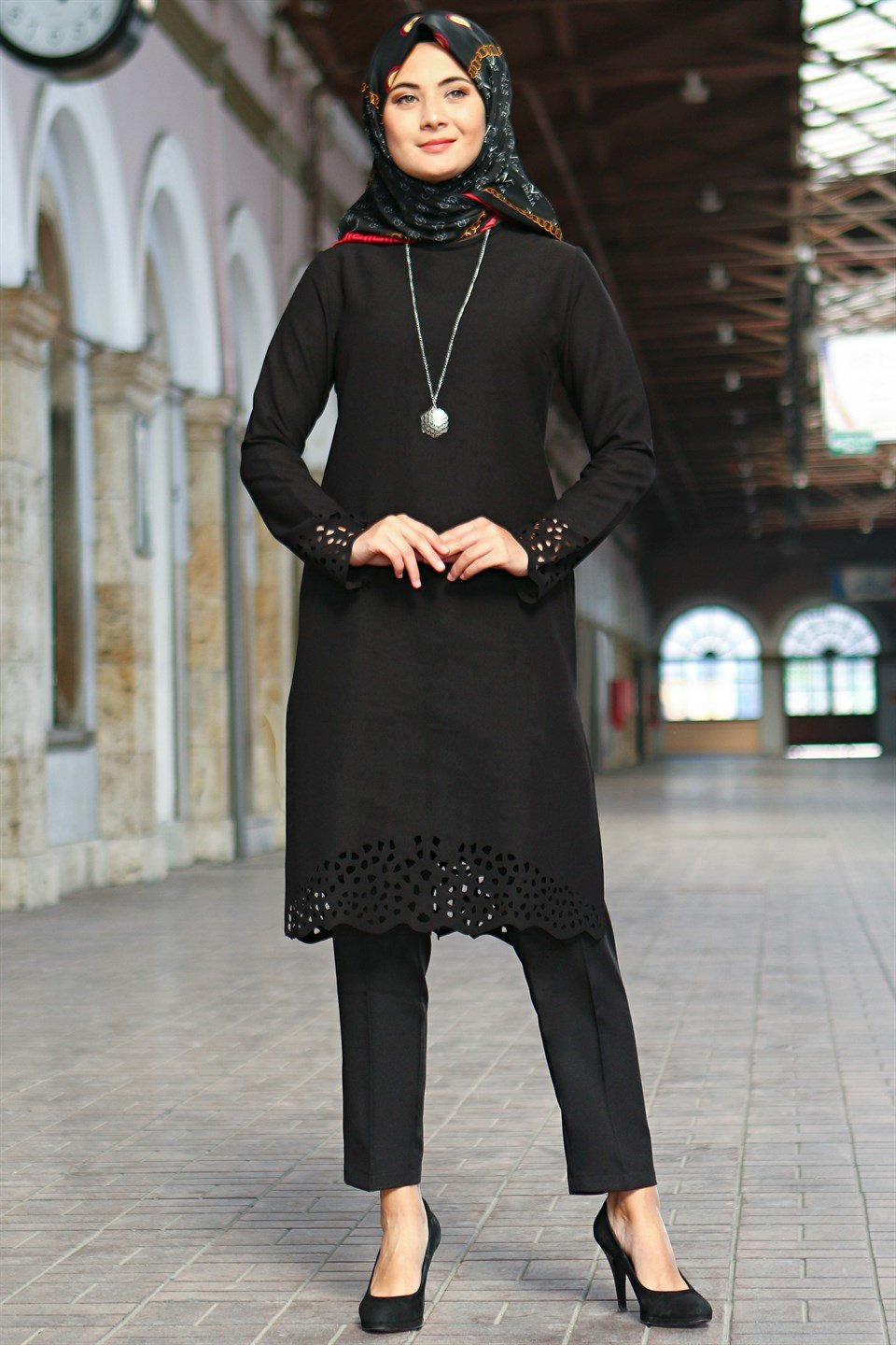 Tunique Pantalon Ensemble 2 er Set Crepe Sans Doublure Haut Col Noir FHM520 Modavina