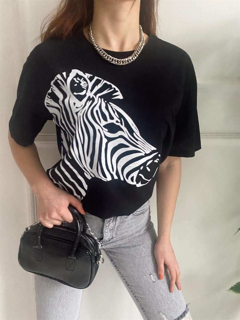 Siyah Zebra Baskılı Tişört - Chamakh Butik