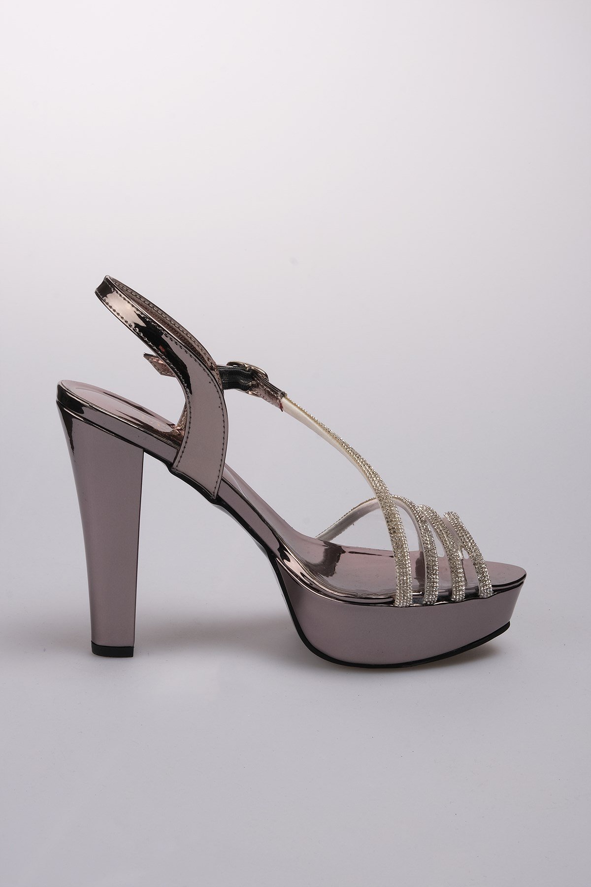 Mio Gusto 3 Sıra Taşlı Kurşun Renk Kadın Platformlu Topuklu Abiye Ayakkabı