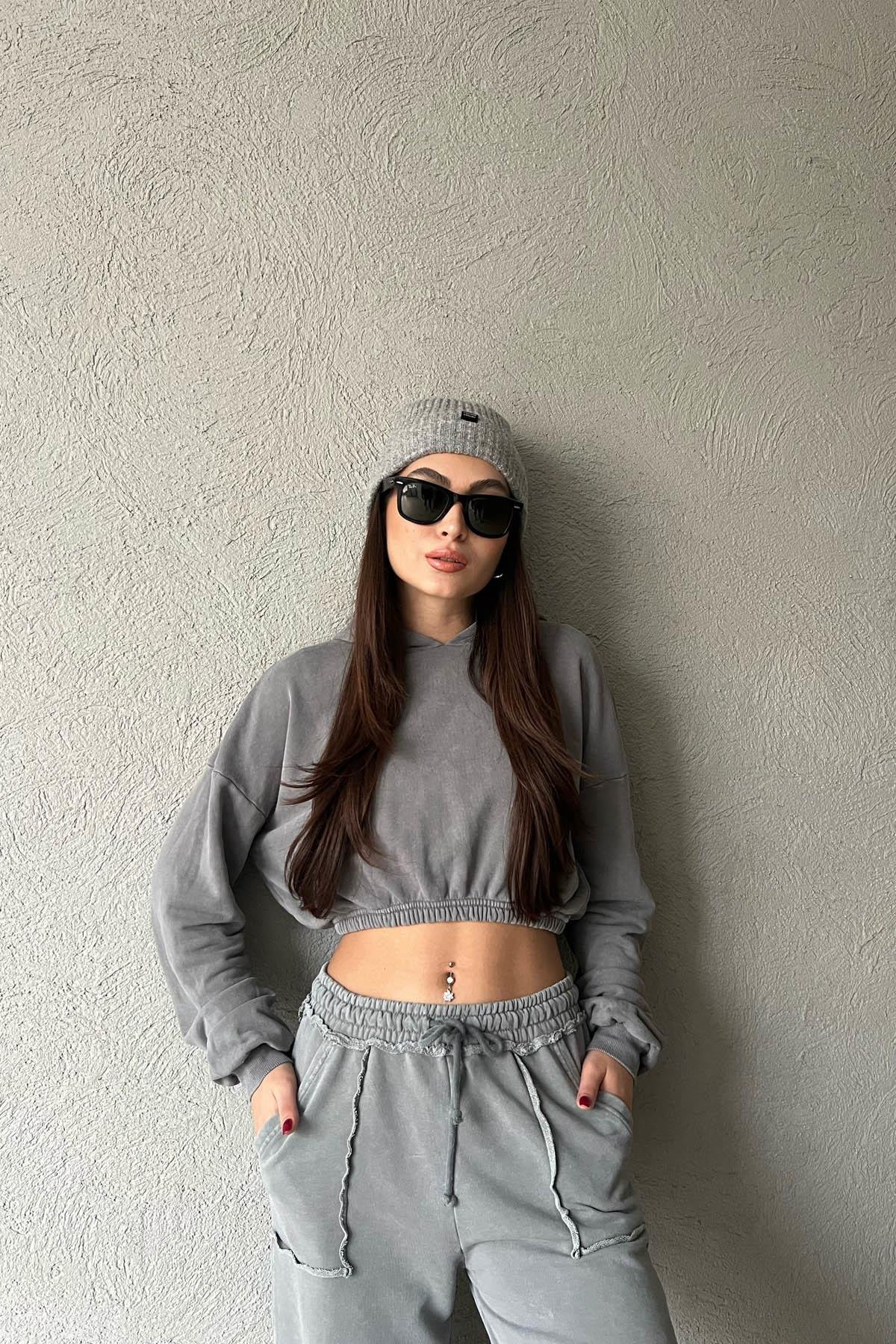 Cropped sweatshirt grey hotsell