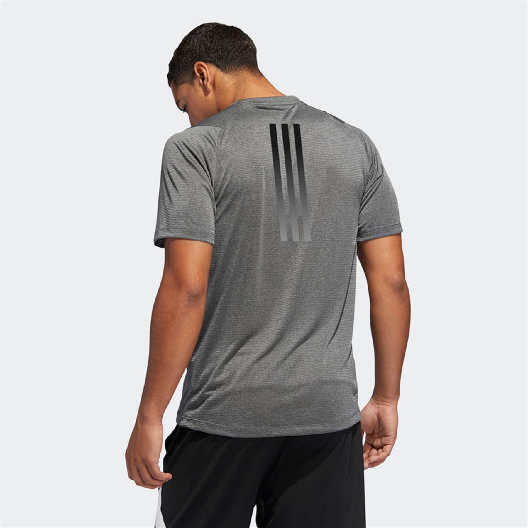 Dw9837 adidas outlet