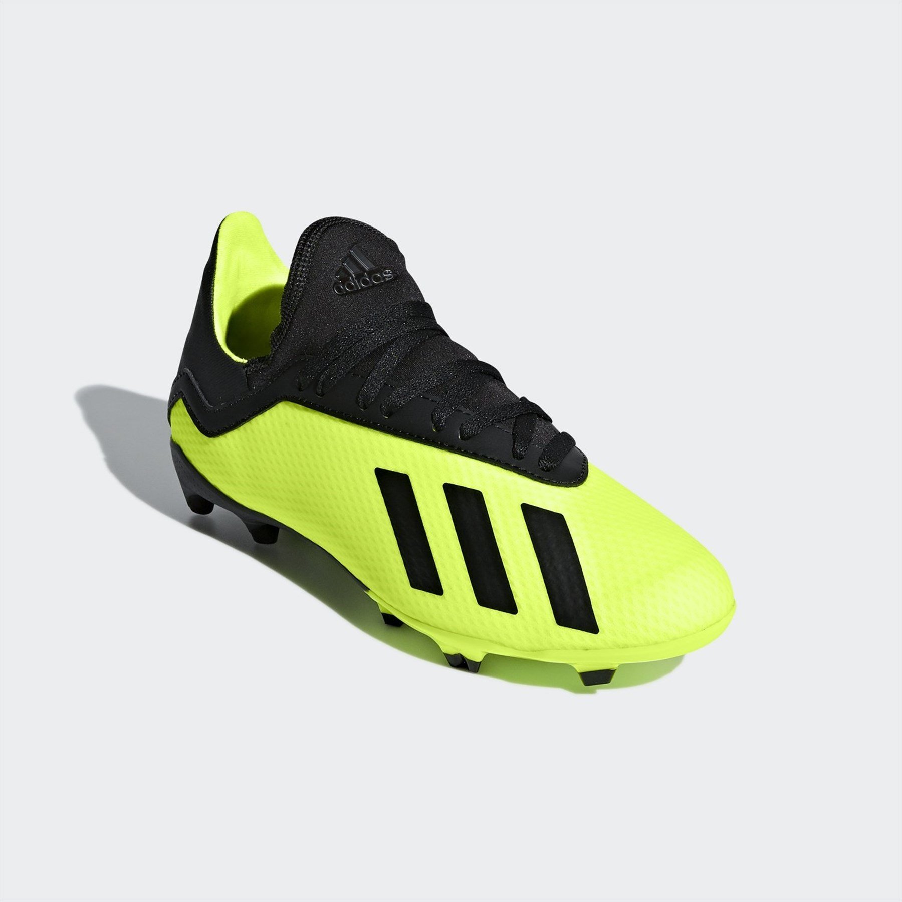 Db2418 adidas 2025